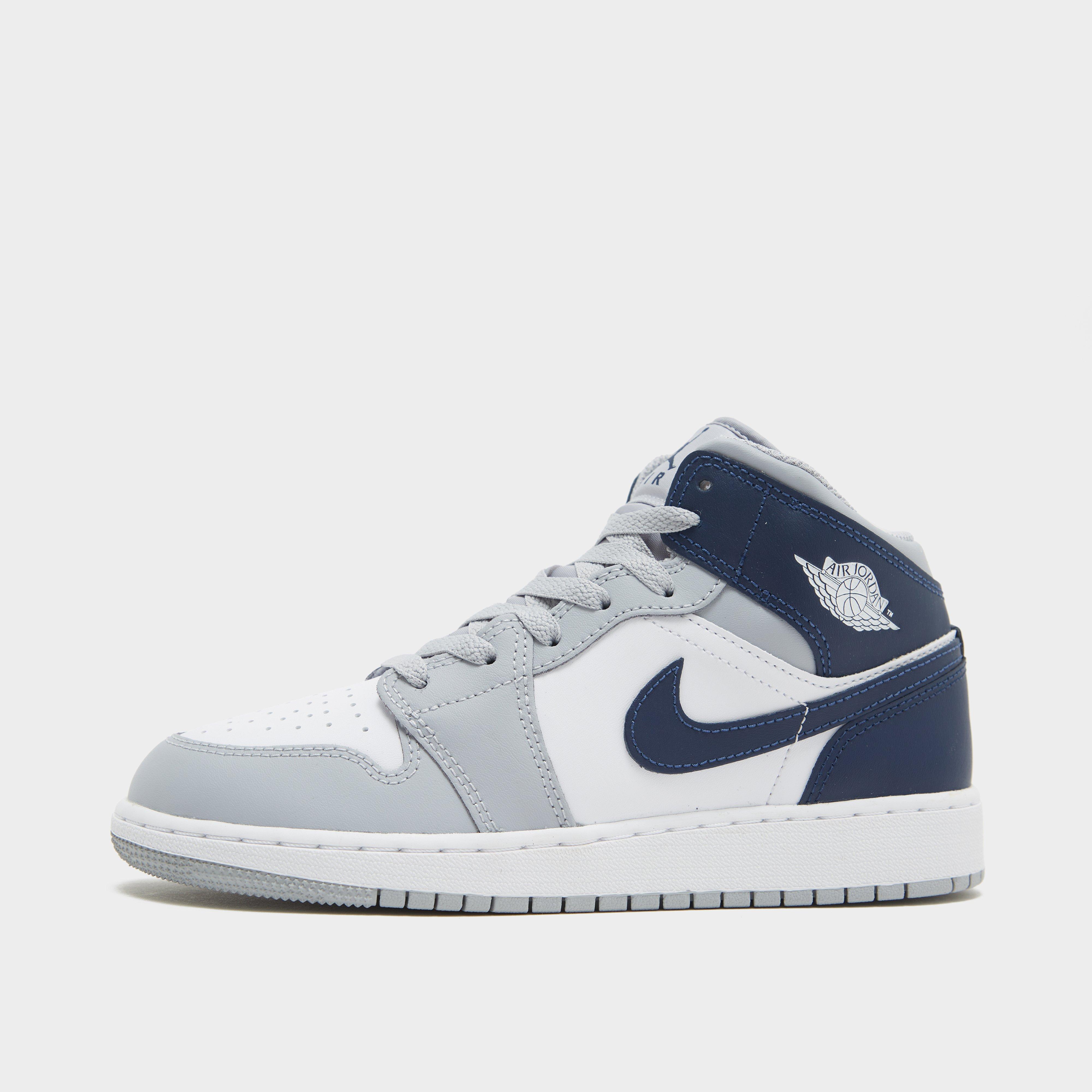 Детски маратонки AIR JORDAN 1 MID BG