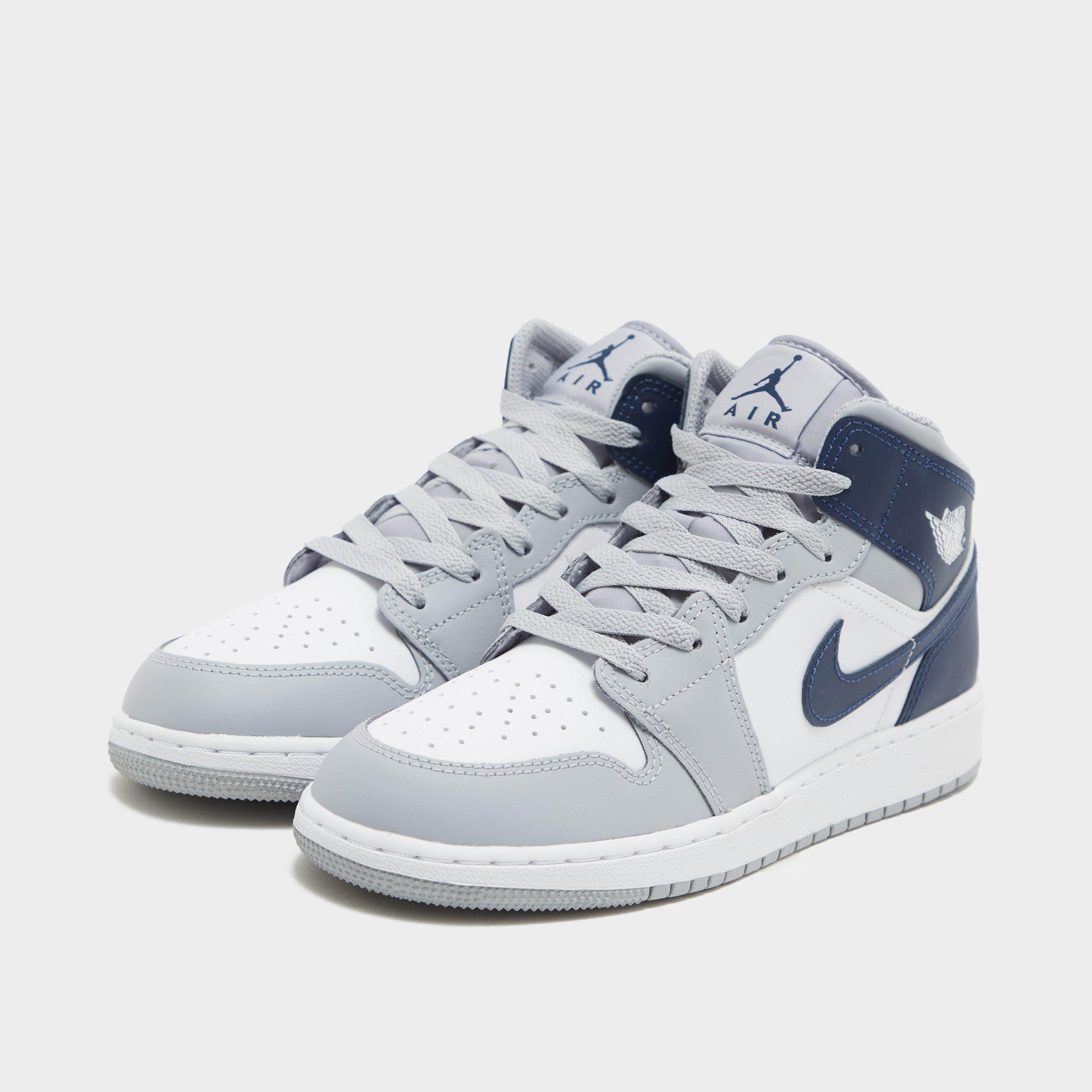 Детски маратонки AIR JORDAN 1 MID BG