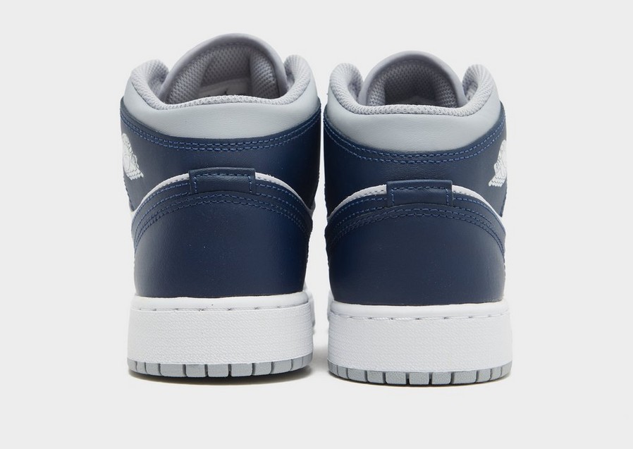 Детски маратонки AIR JORDAN 1 MID BG DQ8423-104 Сив