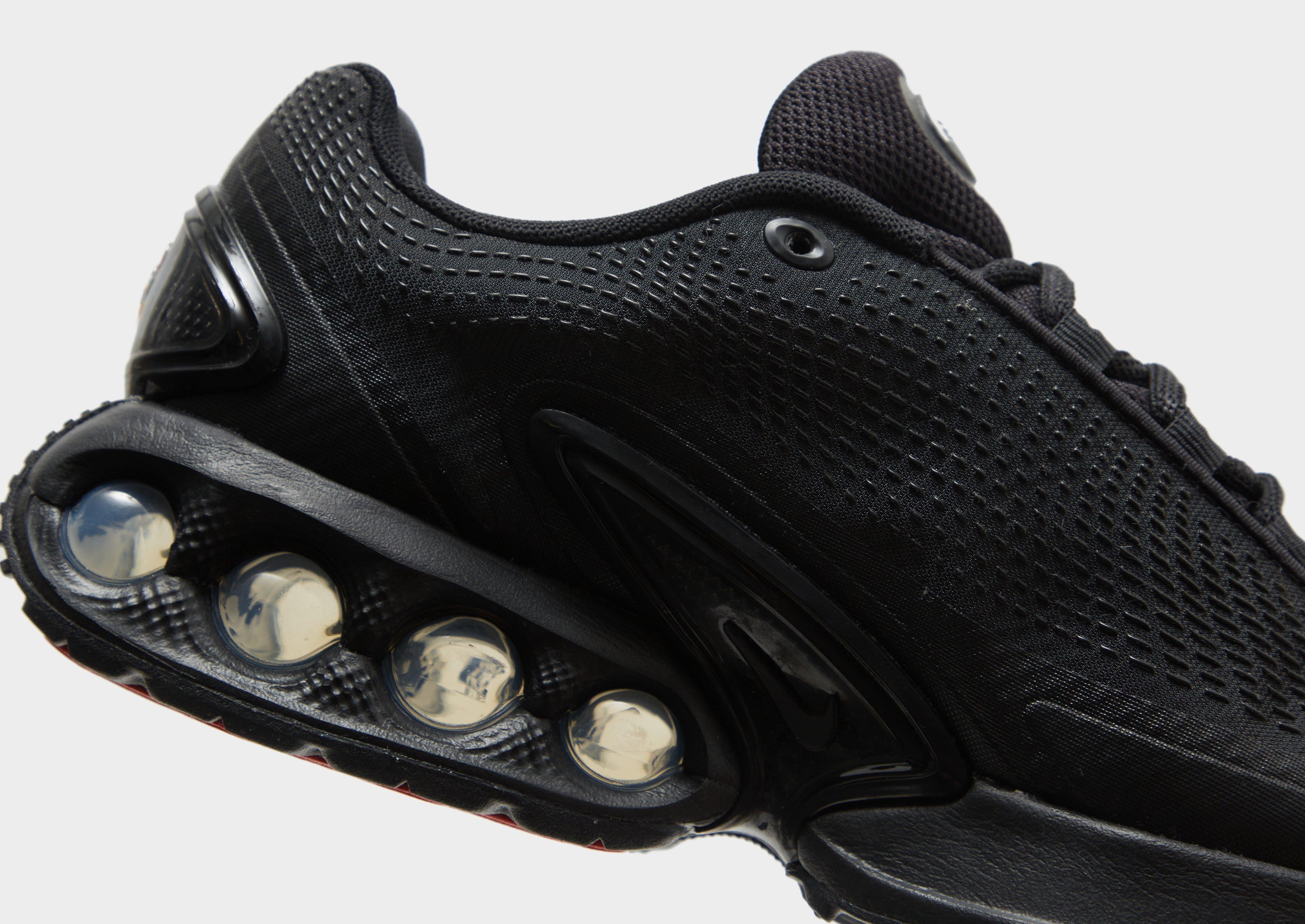 Kedai moterims NIKE W AIR MAX DN FJ3145-003 Juoda