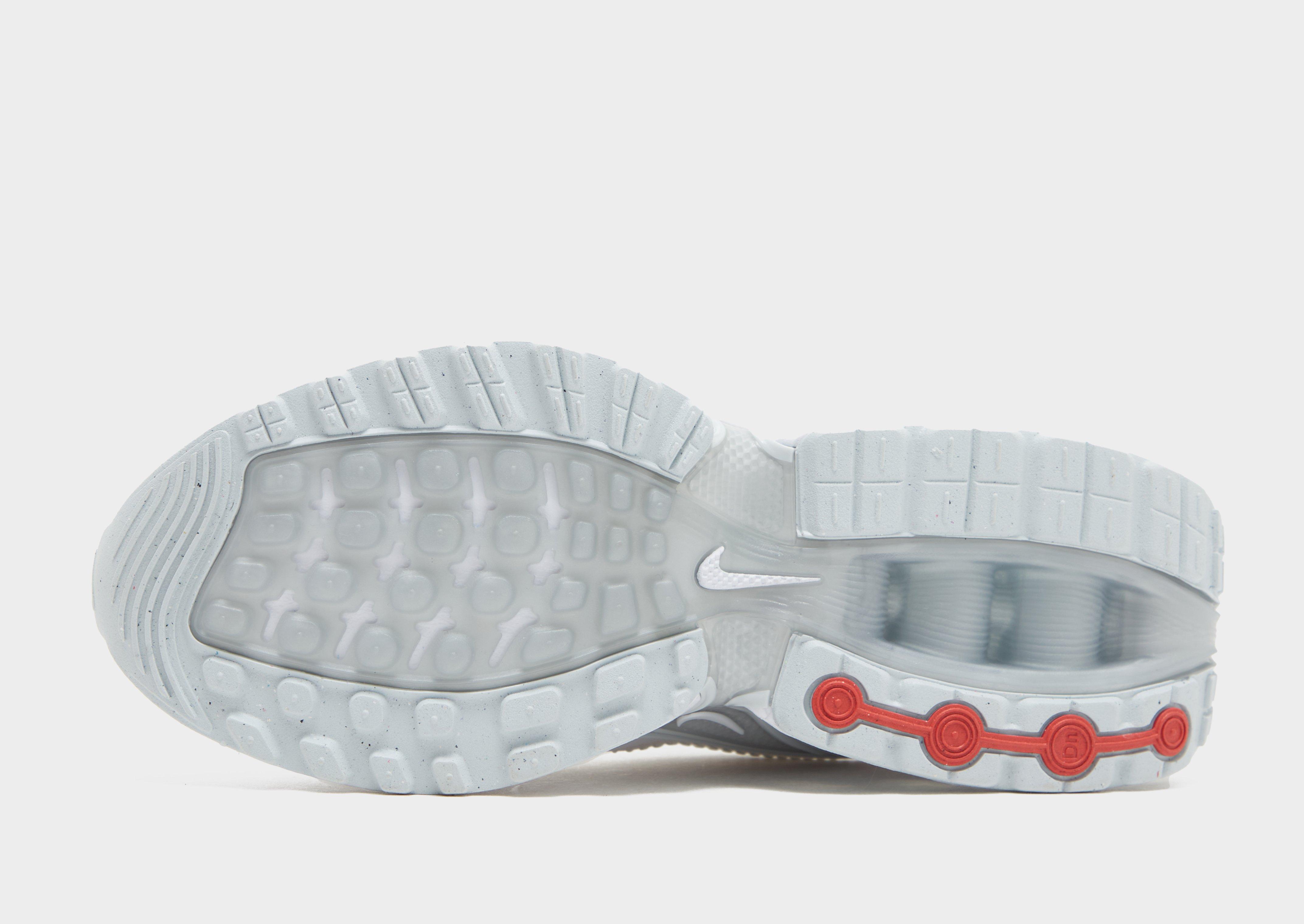 Дамски обувки NIKE W AIR MAX DN FJ3145-102 Бял