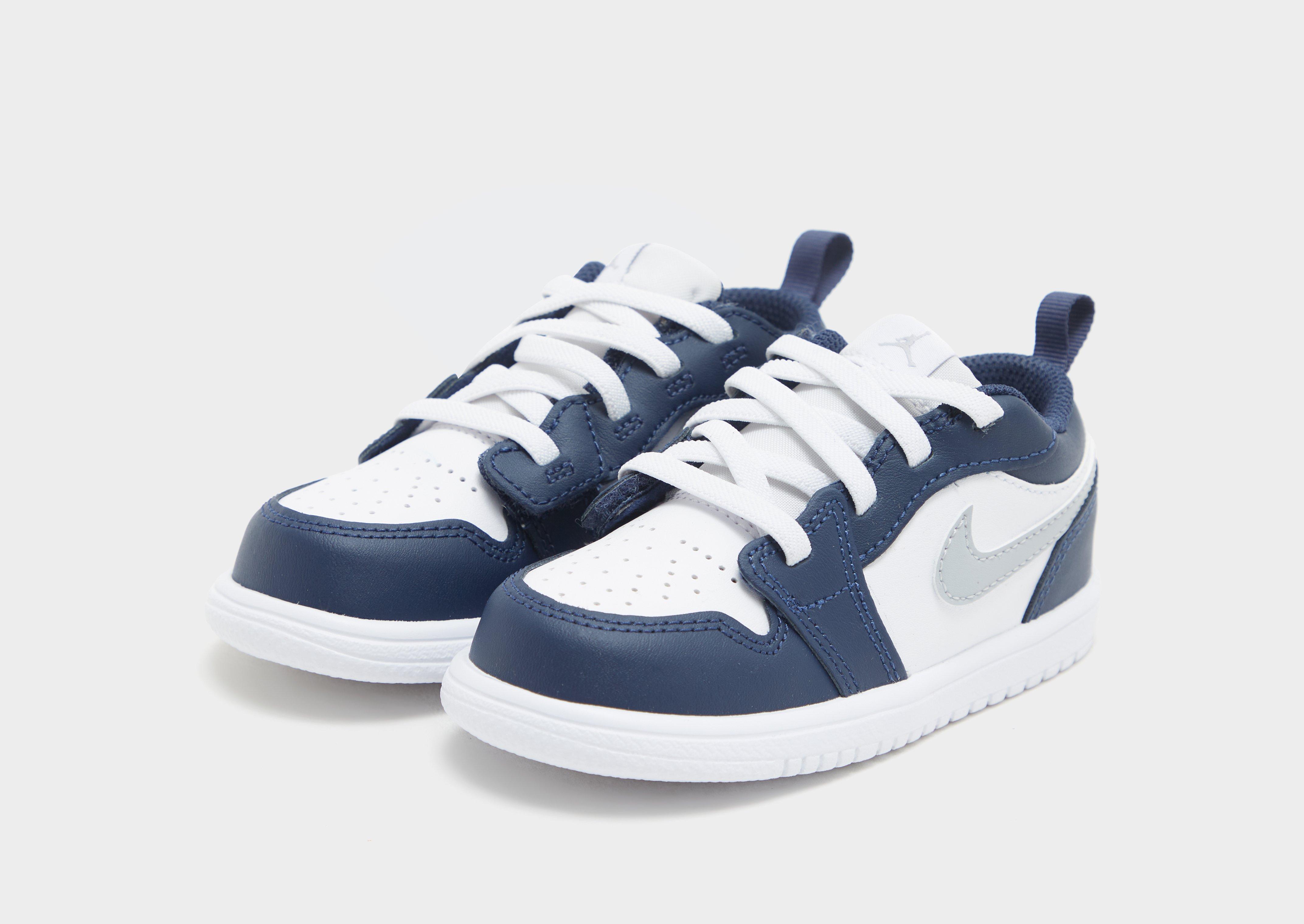 Gyerek sneakers JORDAN 1 LOW ALT BT DR9747-141 Fekete
