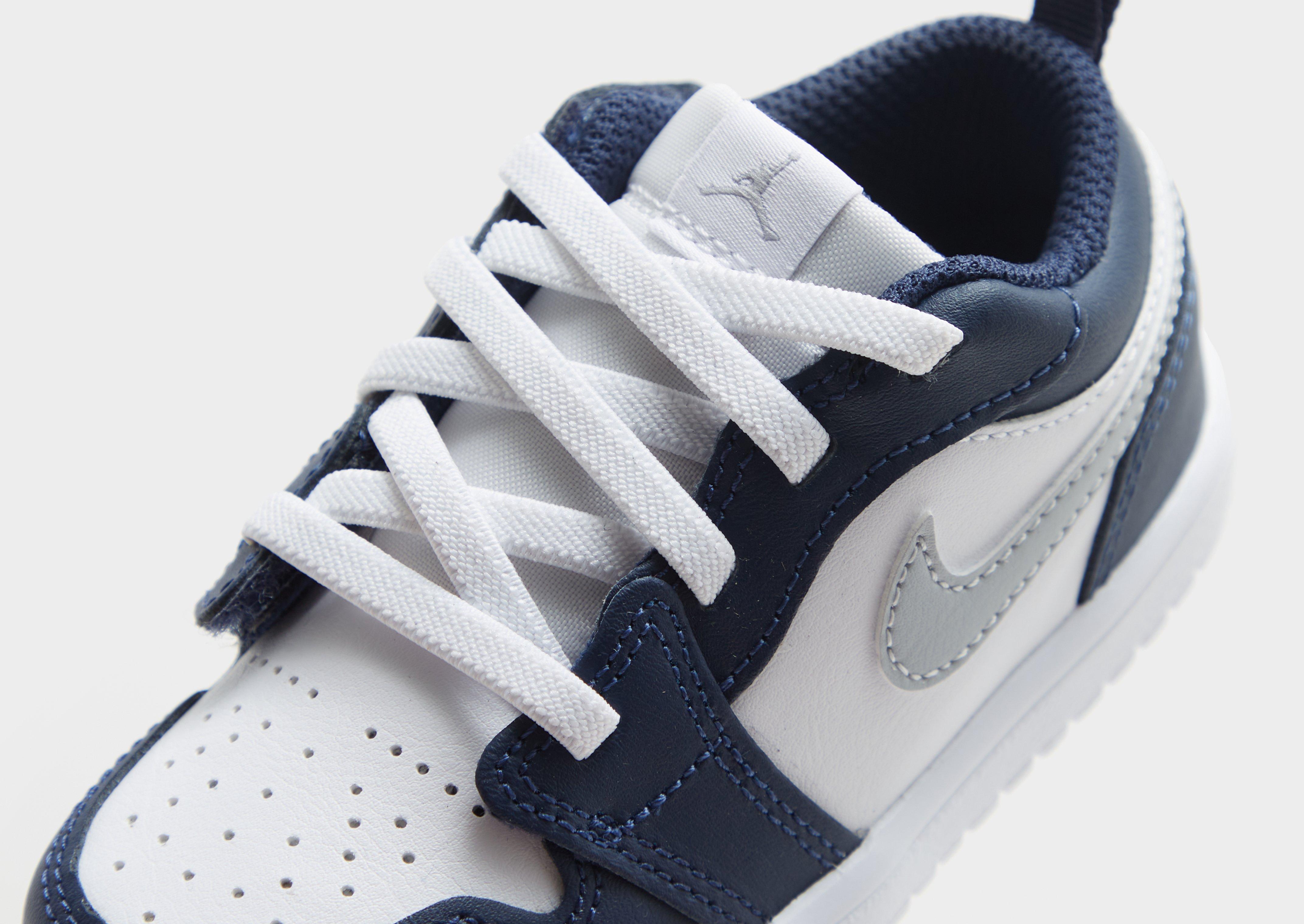 Gyerek sneakers JORDAN 1 LOW ALT BT DR9747-141 Fekete