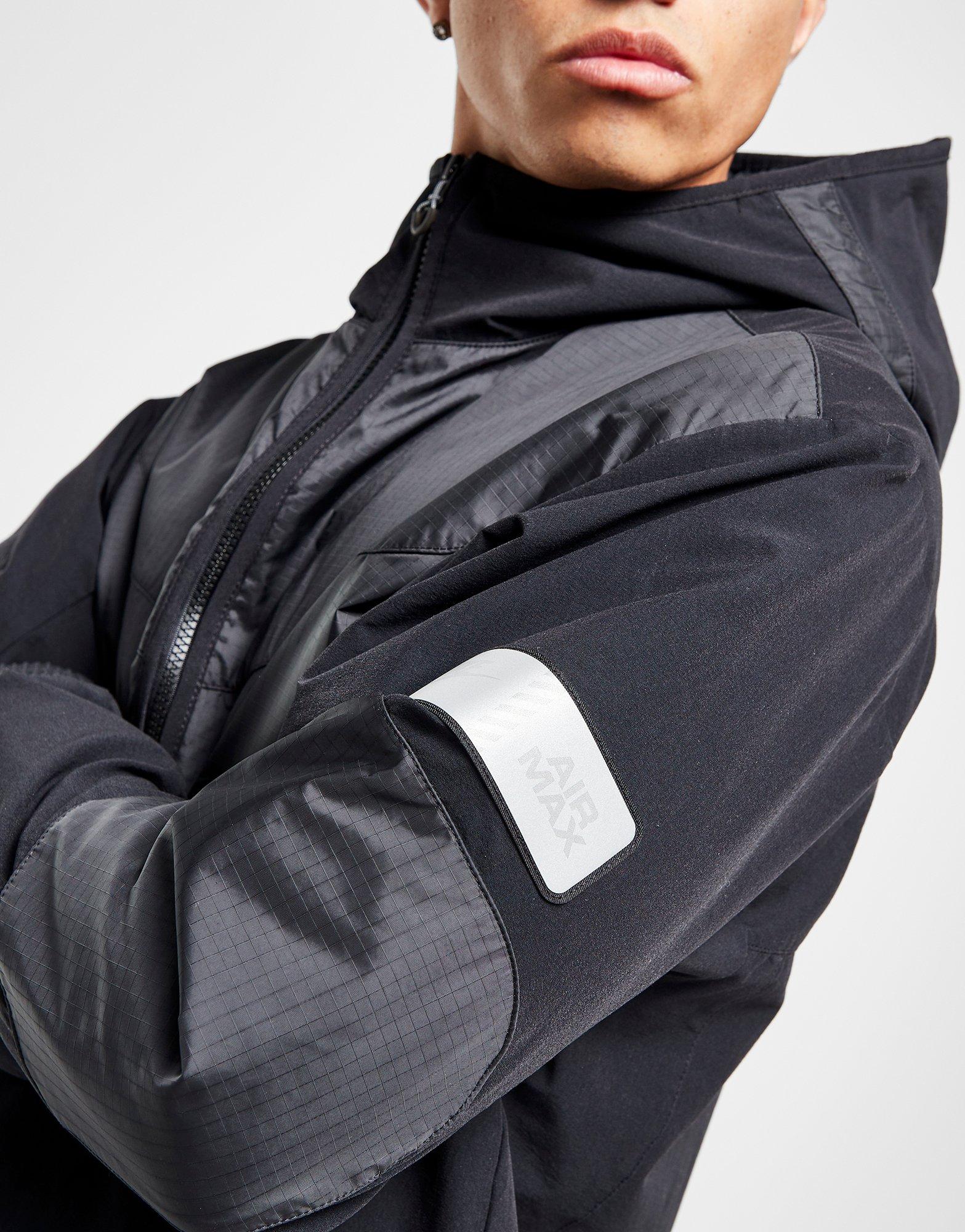 Férfi kabát NIKE KABÁT M NSW AIR MAX WVN JACKET HF6600-010 Fekete