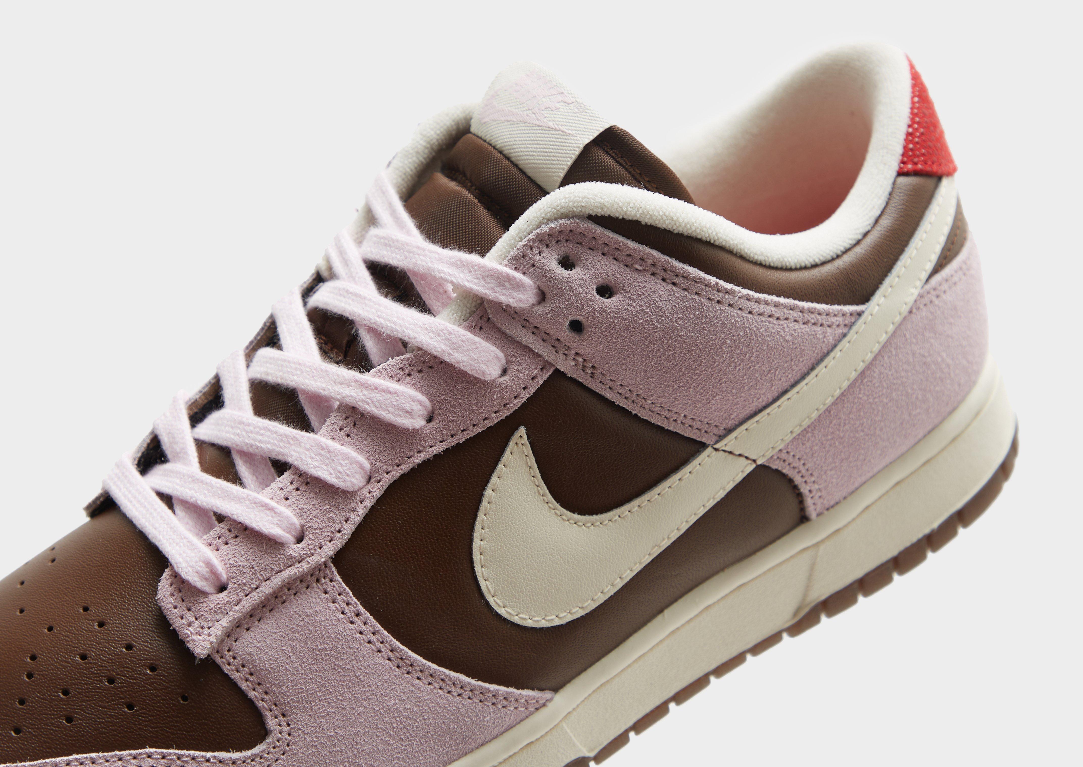 Дамски обувки NIKE DUNK LOW  HM0987-200 Кафяв