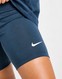 NIKE SZORTY W NSW NK CLSC HR 8IN SHORT