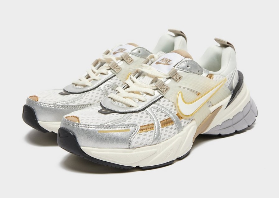 Adidași de damă NIKE V2K HJ7245-100 Alb