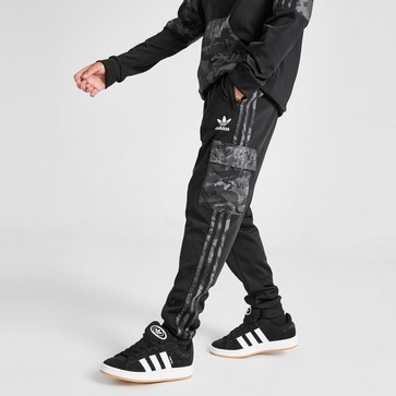 Pantaloni pentru copii ADIDAS PANTALONI  CAMO CB MIX CRGO JOG BLK B