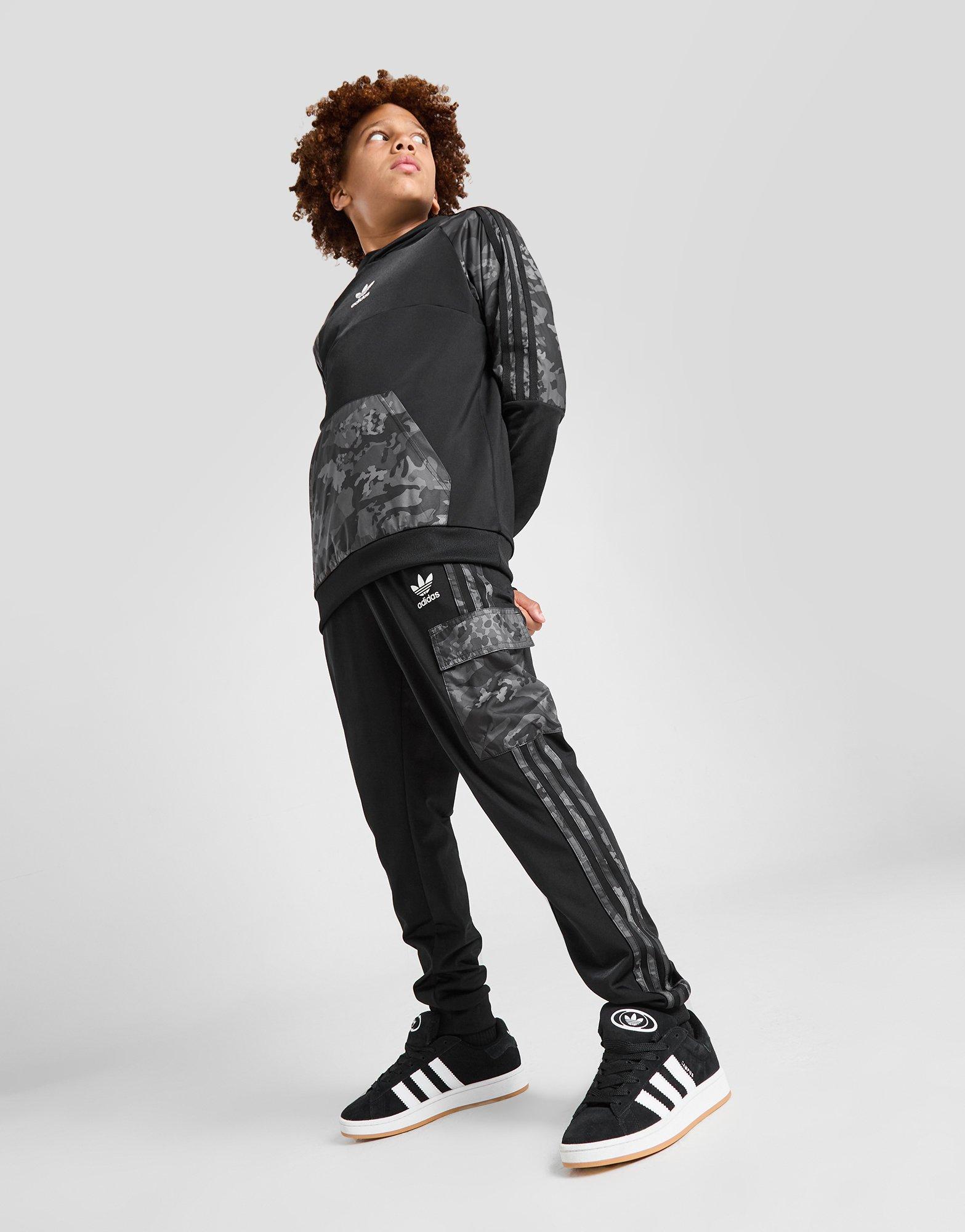 Pantaloni ADIDAS PANTALONI CAMO CB MIX CRGO JOG BLK B JG6103