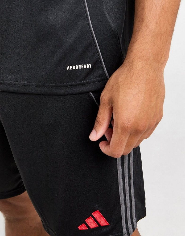 Férfi póló ADIDAS PÓLÓ TIRO TEE BLK/RED JI8912 Fekete