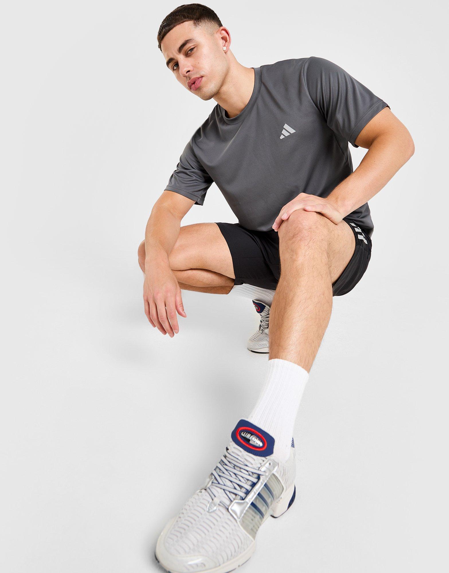 Мъжка тениска ADIDAS ТЕНИСКА SML GRAPH H.SILVER JN6805 Сив