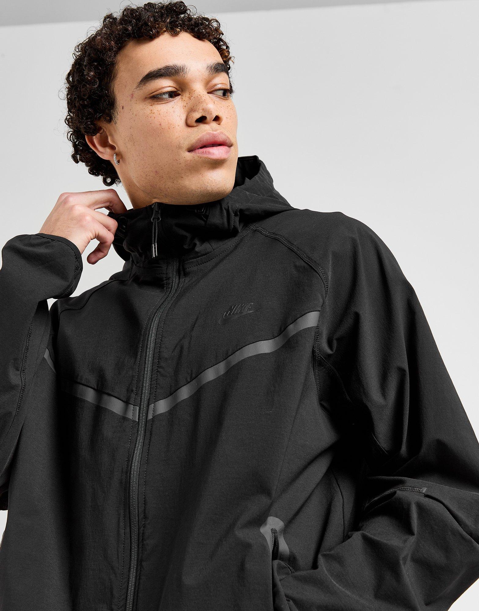 Pánska mikina NIKE MIKINA S KAPUCŇOU M NK TCH WVN WR FZ JKT HM7151-010 Čierna