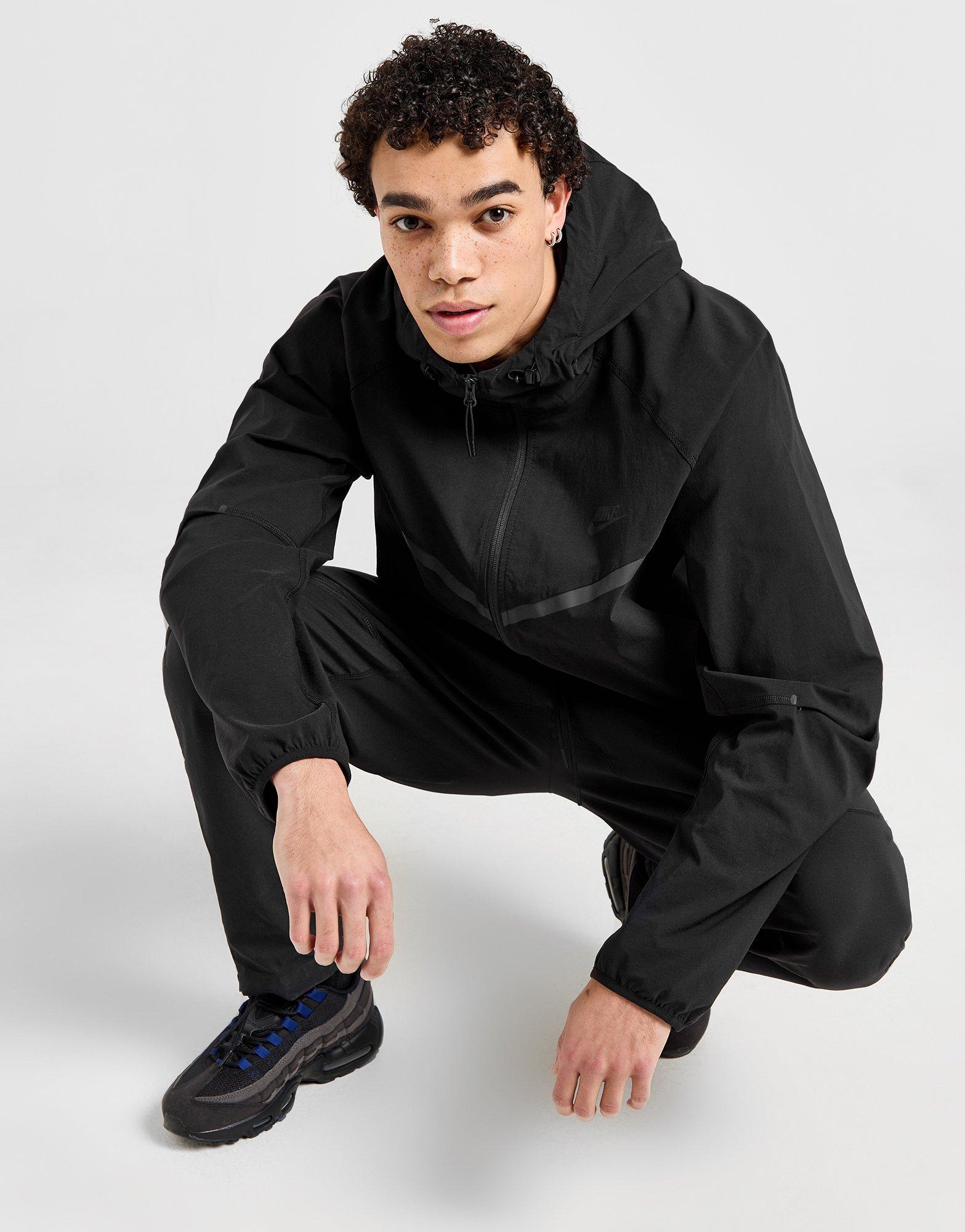 Pánska mikina NIKE MIKINA S KAPUCŇOU M NK TCH WVN WR FZ JKT HM7151-010 Čierna