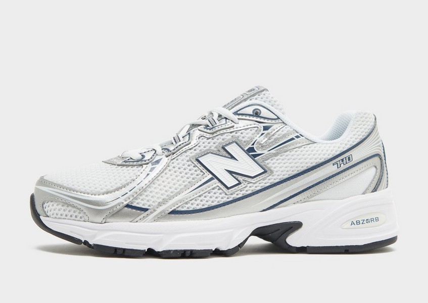 New Balance 740 V2