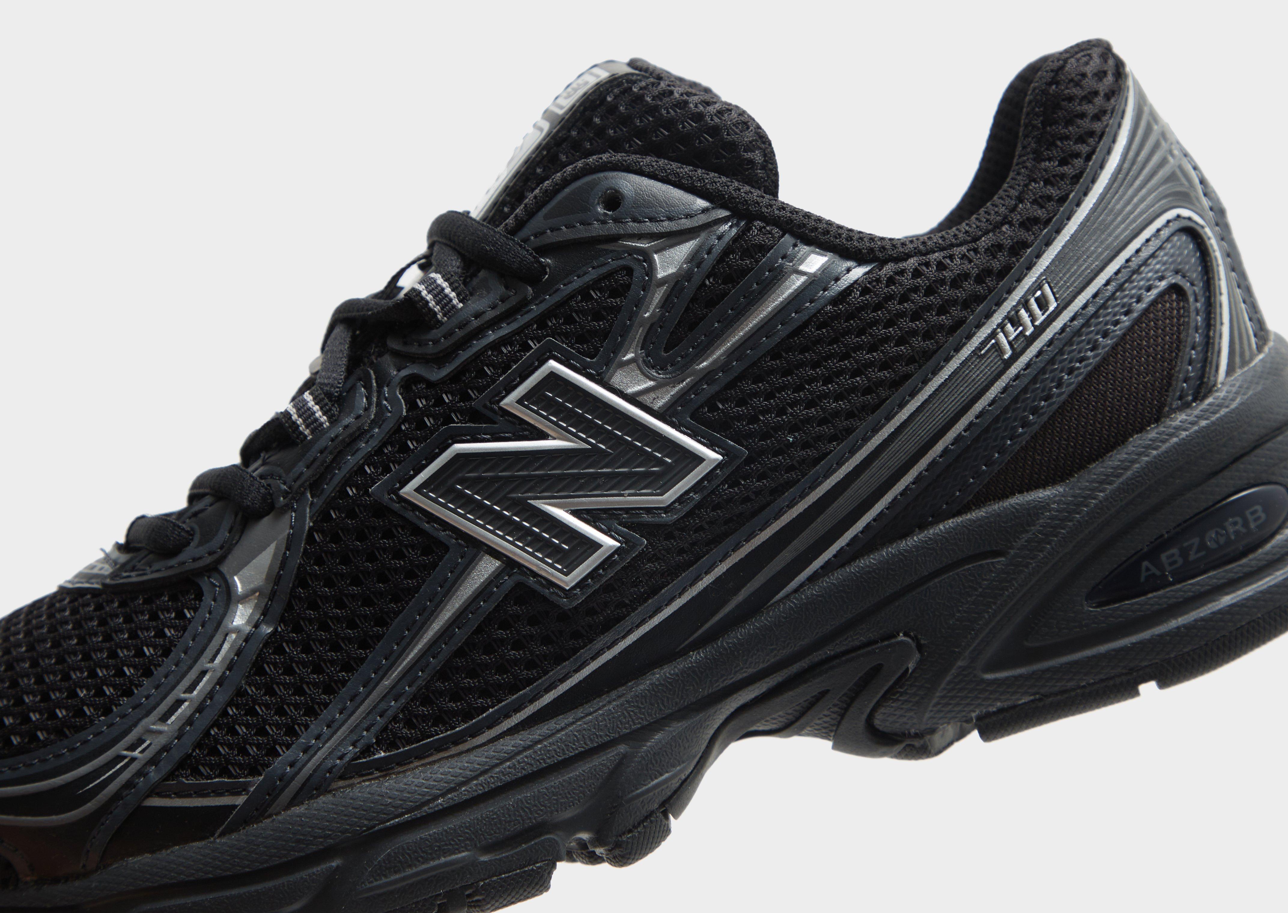 Buty sneakersy damskie NEW BALANCE 740 V2 U740BM2 Czarny