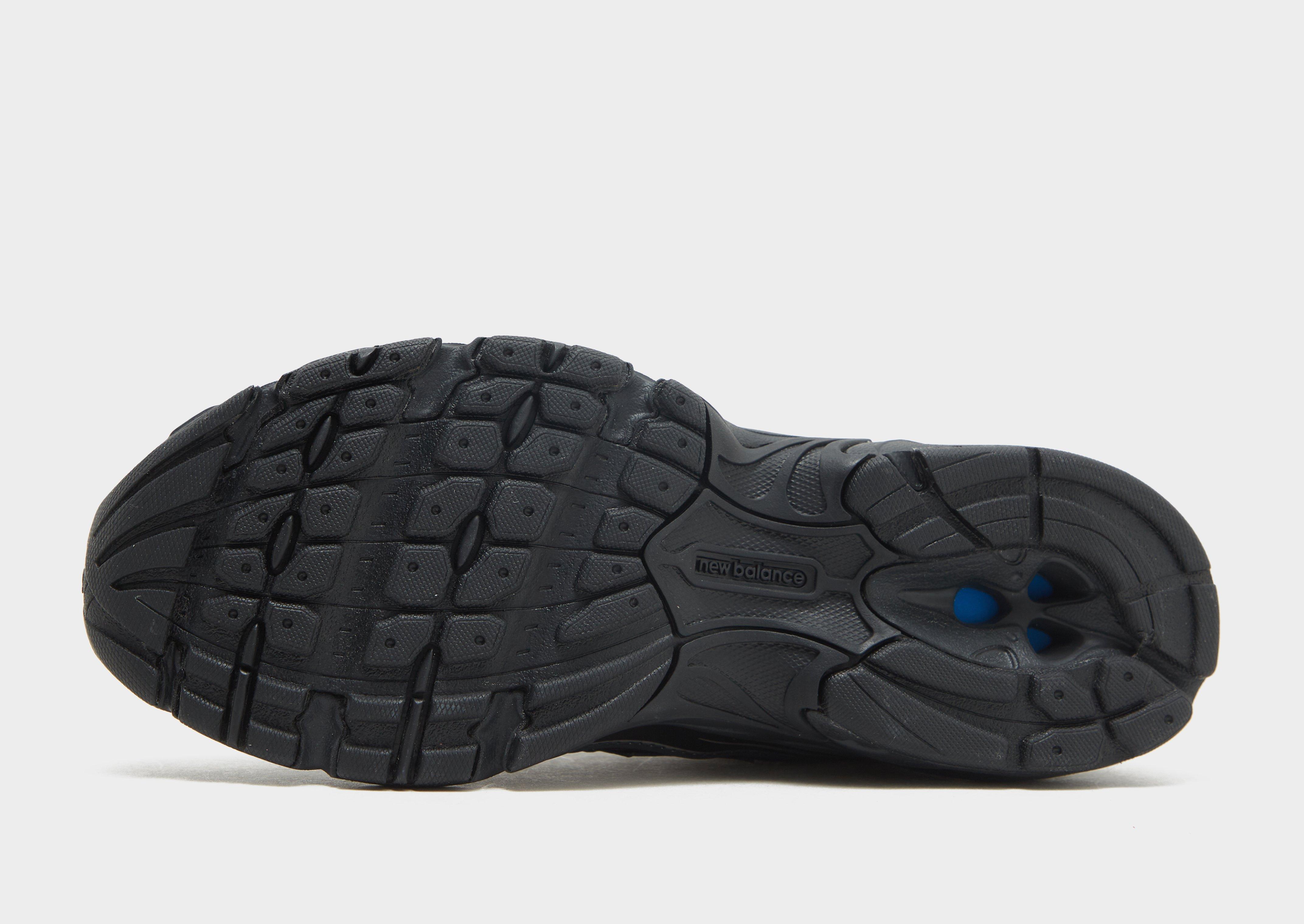 Buty sneakersy damskie NEW BALANCE 740 V2 U740BM2 Czarny