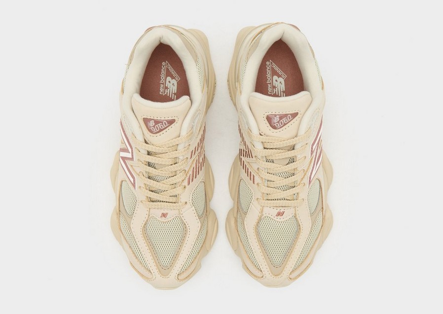 Buty sneakersy damskie NEW BALANCE 9060 U9060ZGC Beżowy