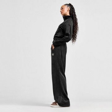 Pantaloni pentru femei ADIDAS PANTALONI  VLR FIREBIRD PANT BLK