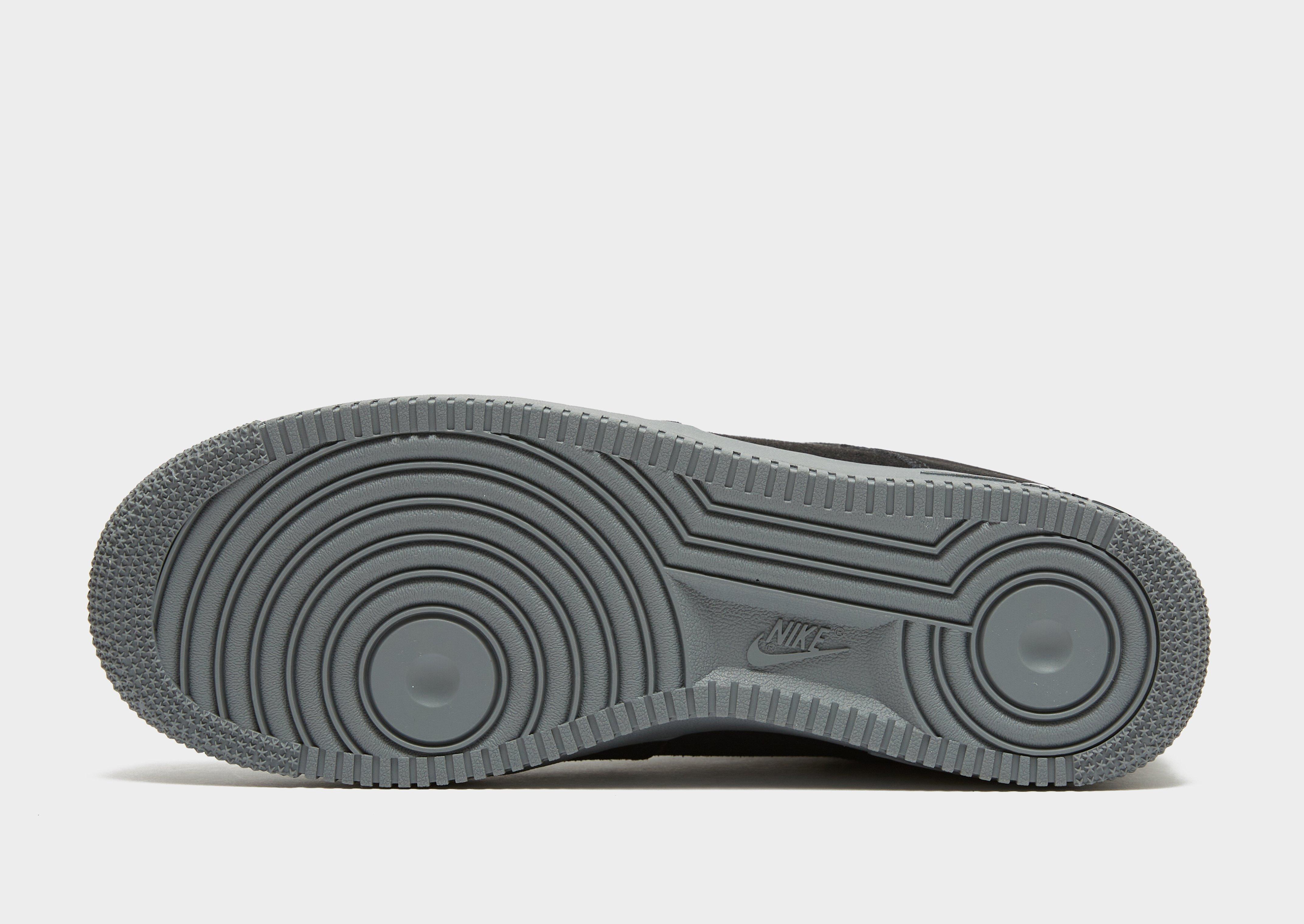 Pánske tenisky NIKE AIR FORCE 1 JEWEL HQ3827-002 Černá