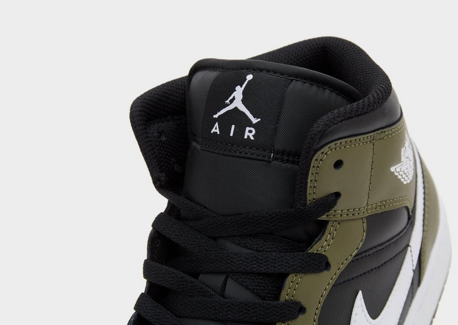 Мъжки маратонки AIR JORDAN 1 MID DQ8426-092 Зелен