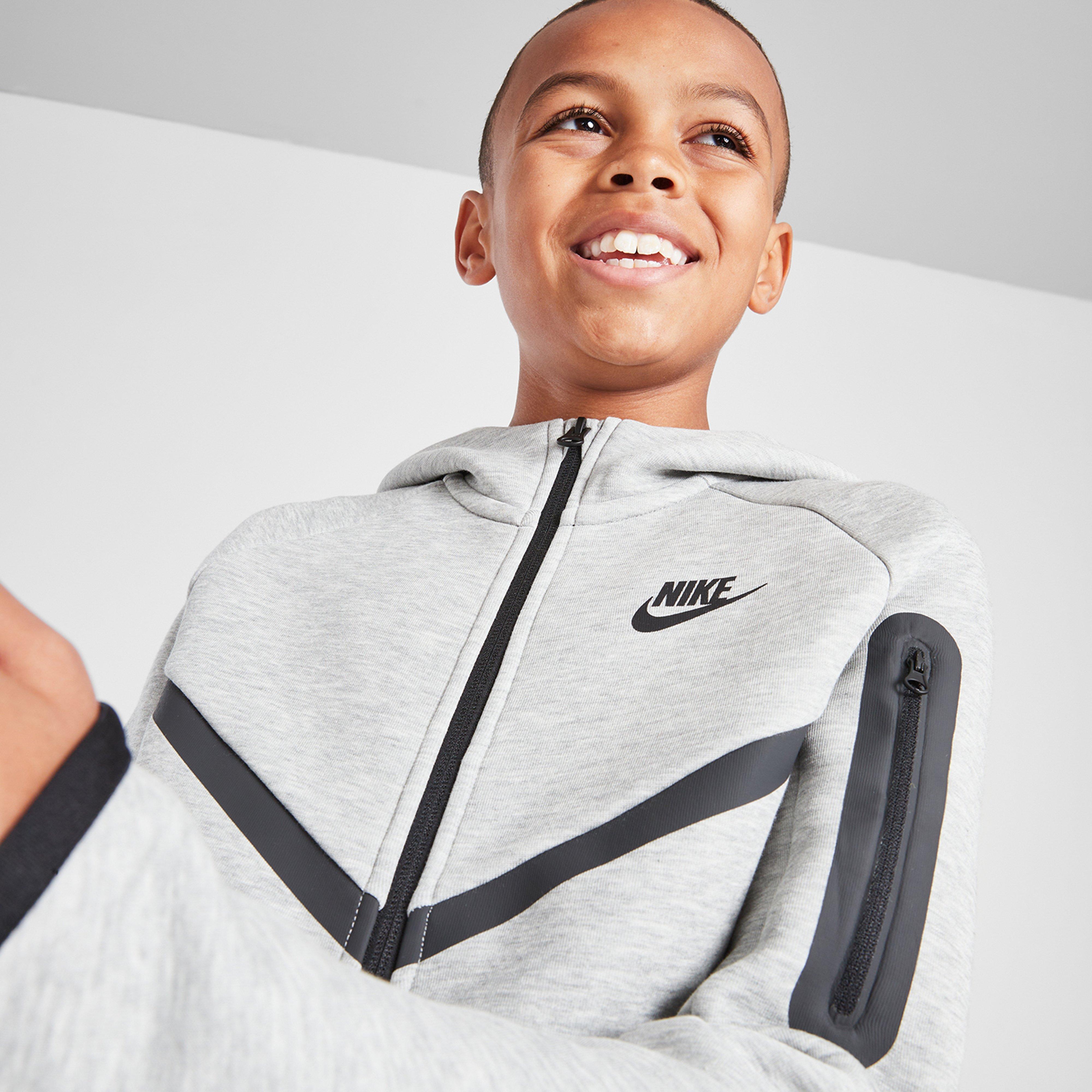 Gyerek pulóver NIKE PULÓVER CIPZÁRAS KAPUCNIS B NSW TCH FLC FZ B