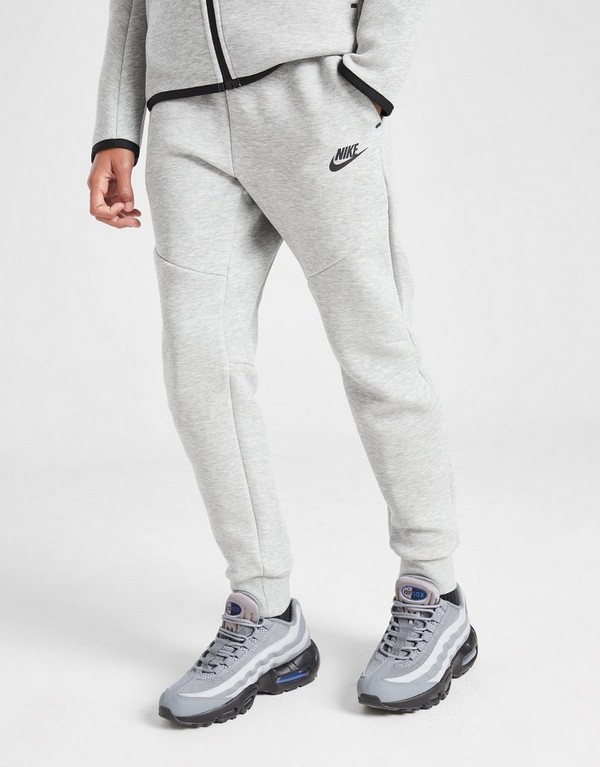 Nike Nohavice B Nsw Tech Fleece Jogger B