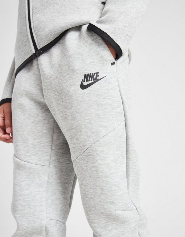 Nike Nohavice B Nsw Tech Fleece Jogger B