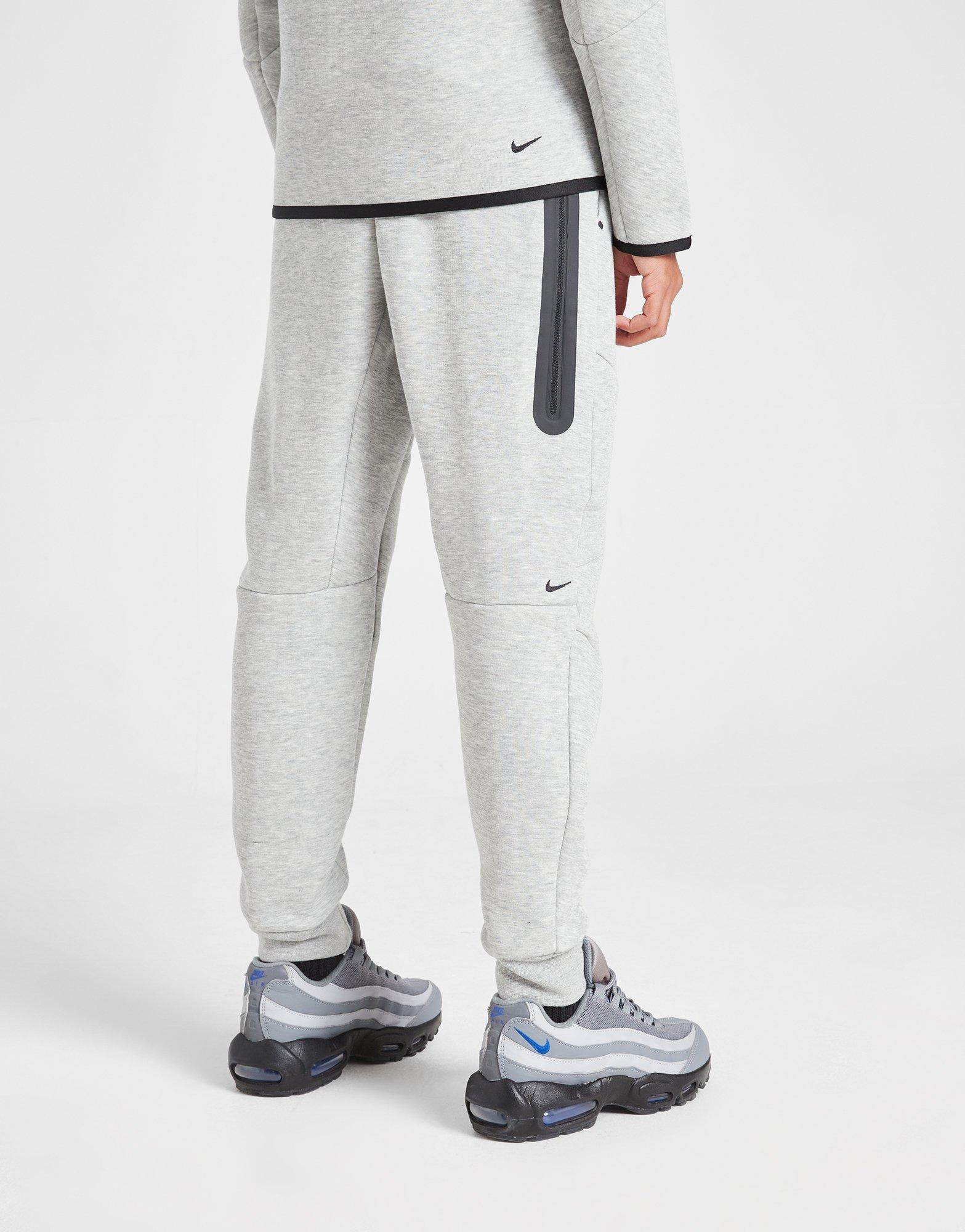 Nike Nohavice  B Nsw Tech Fleece Jogger B