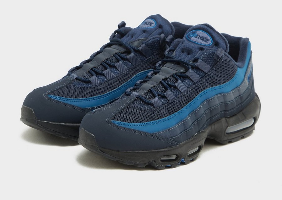 Férfi sneakers NIKE AIR MAX 95 ESSENTIAL