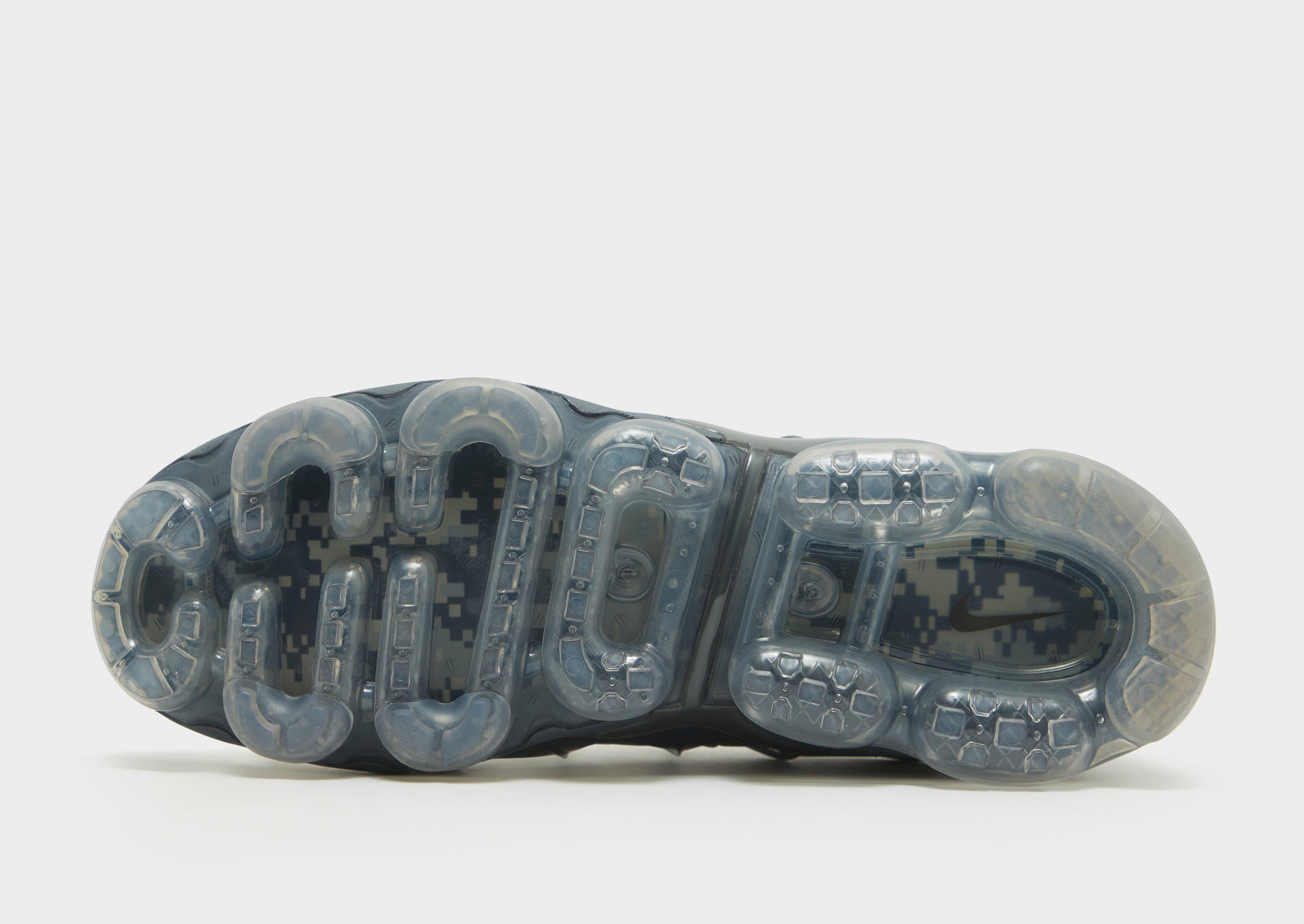 Adidași pentru bărbați NIKE AIR VAPORMAX PLUS AT5681-001 Verde