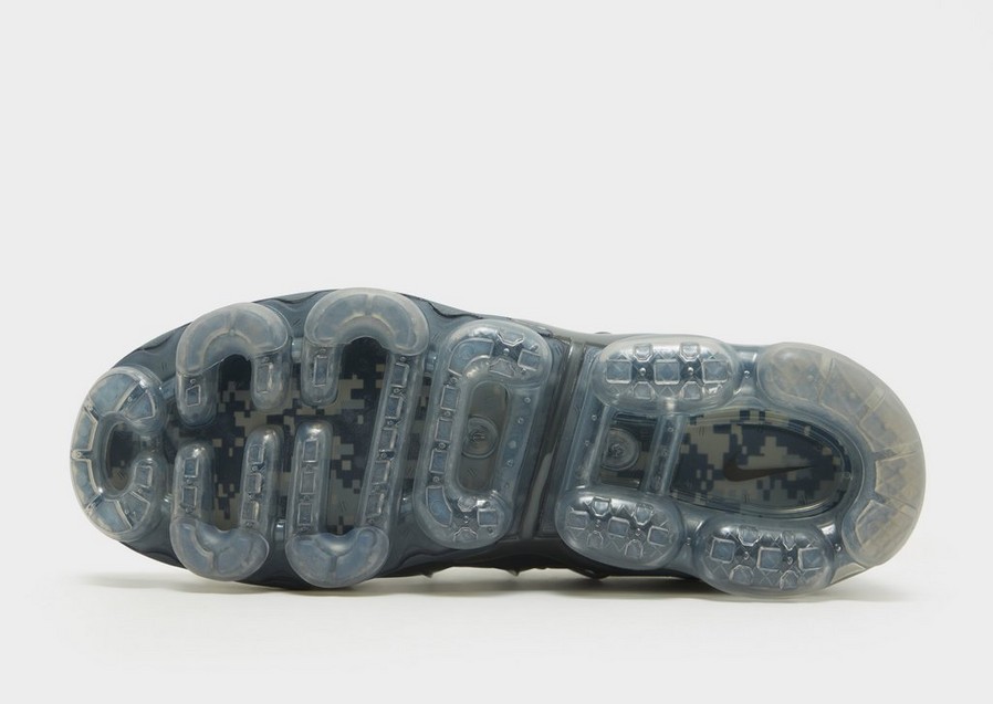 Чоловічі кросівки NIKE AIR VAPORMAX PLUS AT5681-001 Зелений