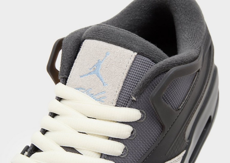 Adidași pentru bărbați AIR JORDAN 4 RM FQ7939-002 Gri