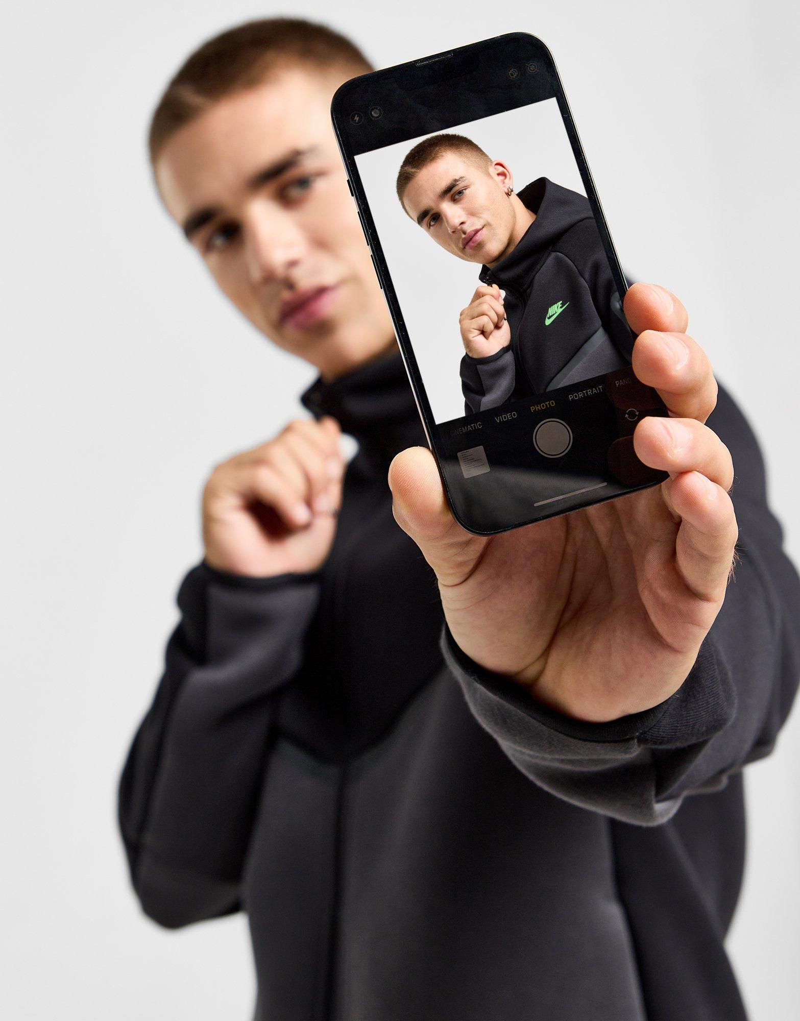 Мъжка блуза NIKE СУИТЧЪР С КАЧУЛКА M NK TCH FLC FZ WR HOODIE HV0949-015 Черен