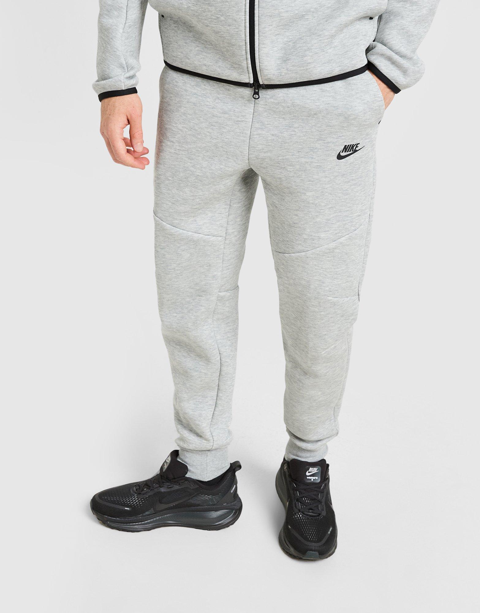 NIKE NADRÁG M NK TCH FLC JGGR HV0959-063 Szürke