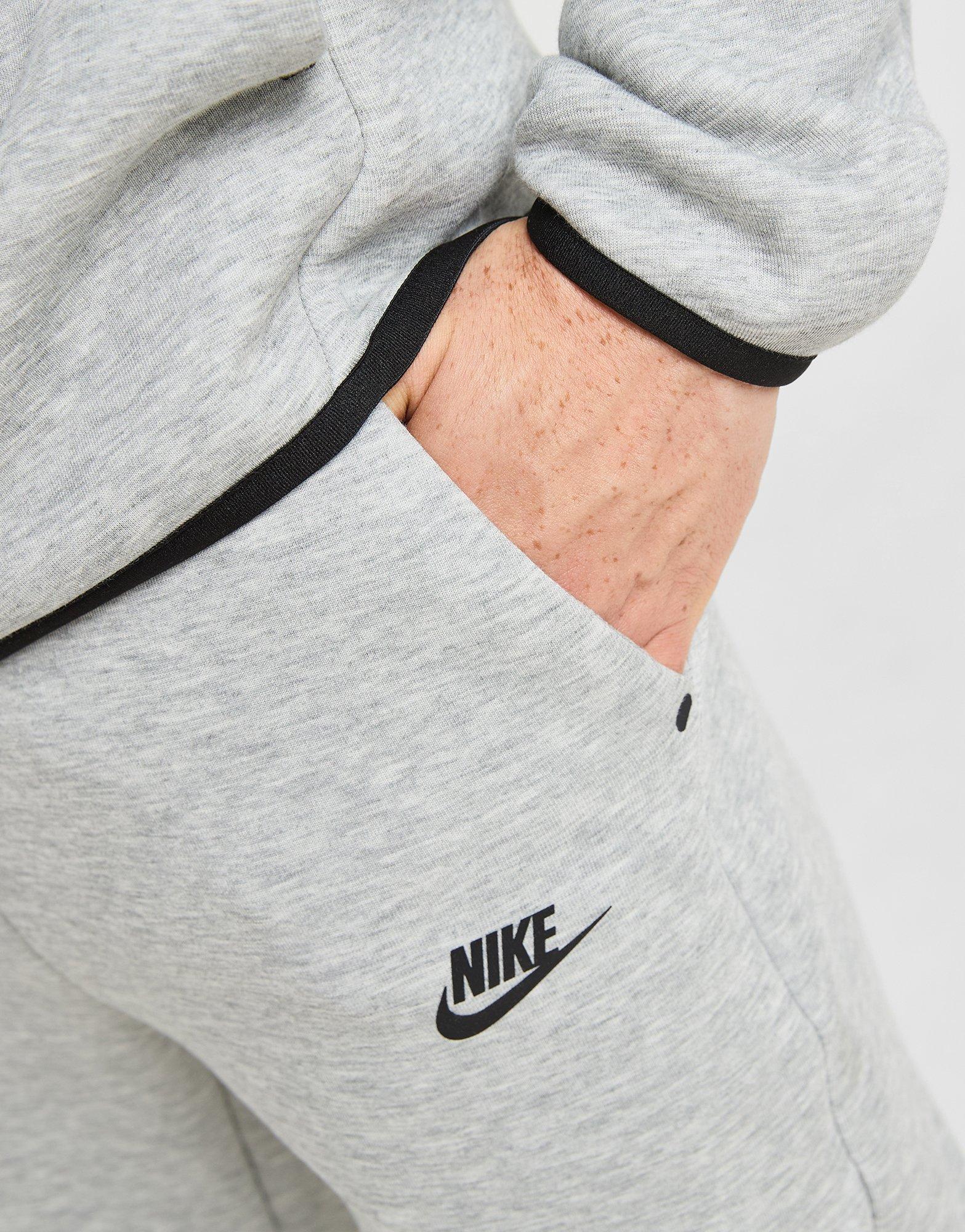 NIKE NADRÁG M NK TCH FLC JGGR HV0959-063 Szürke