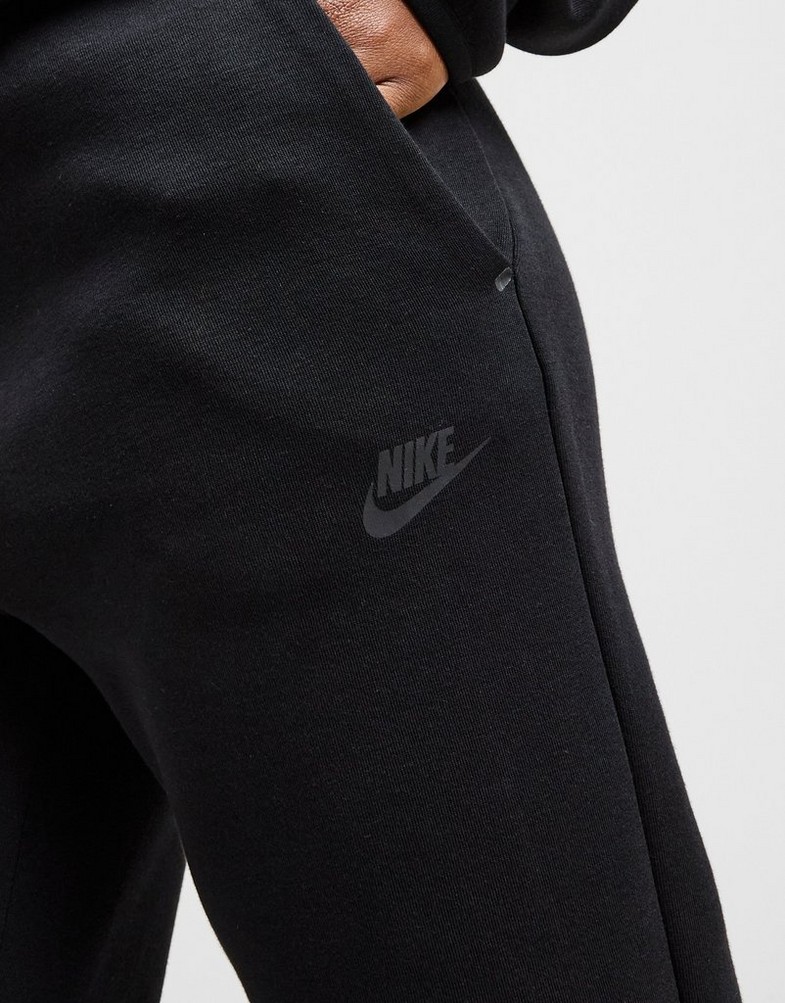 Жіночі штани NIKE ШТАНИ W NSW TCH FLC MR JGGER 2 HV6779-010 Чорний