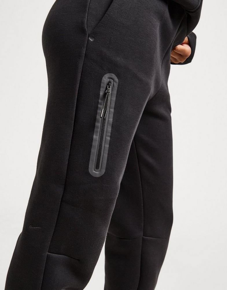 Жіночі штани NIKE ШТАНИ W NSW TCH FLC MR JGGER 2 HV6779-010 Чорний