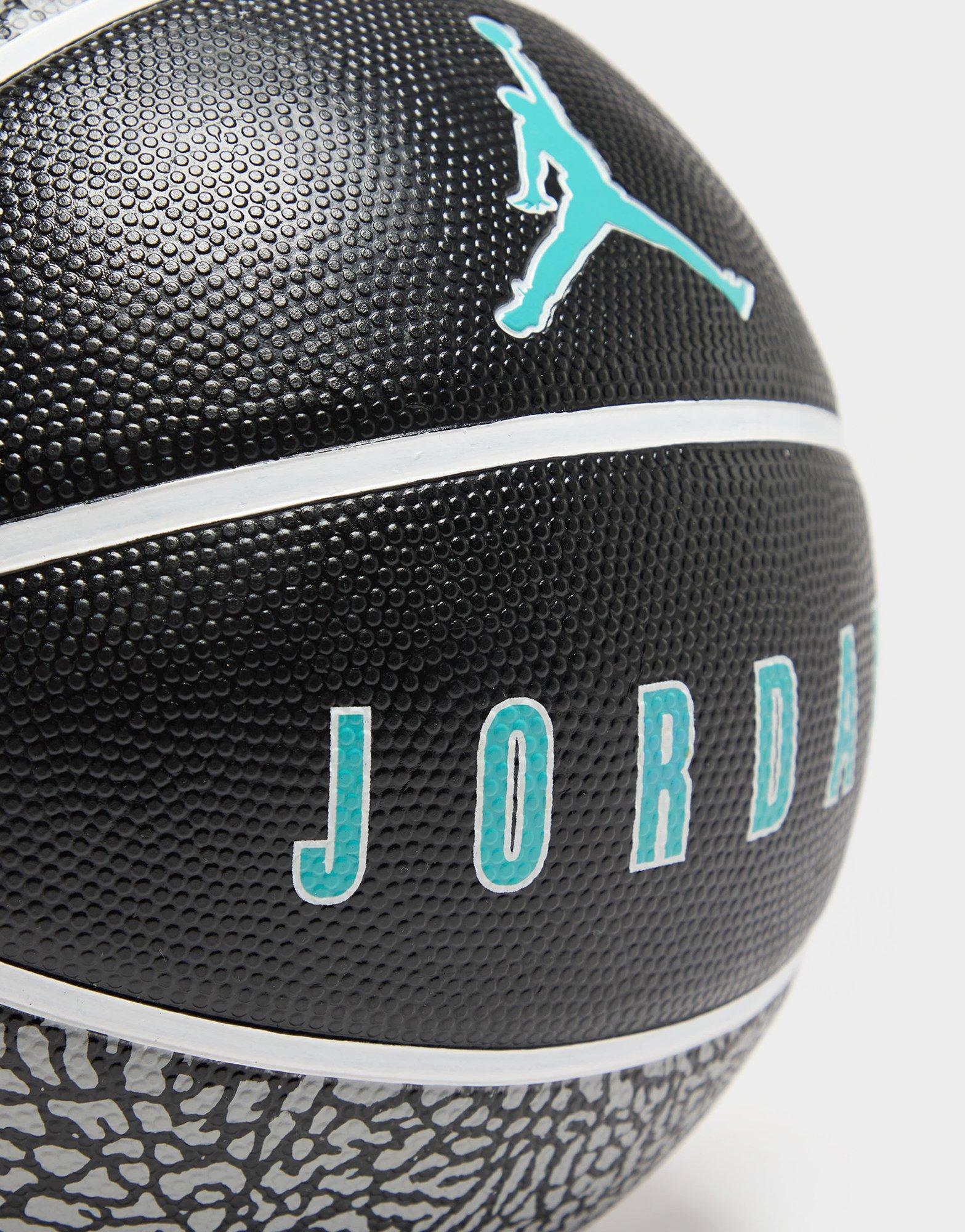 Чоловіче спортивне спорядження JORDAN М’ЯЧ JORDAN PLAYGROUND 2.0 8P J100825501607 Чорний