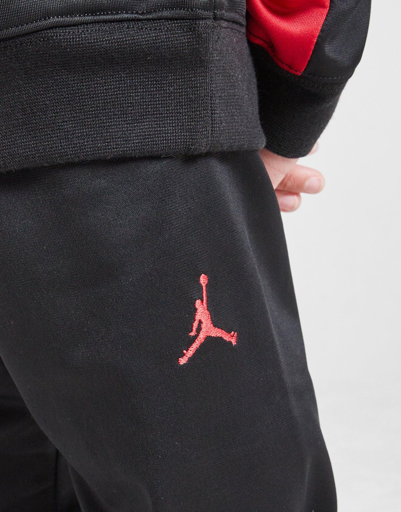 Детски анцуг JORDAN КОМПЛЕКТ POLY 1/4 ZIP ST BLK/RED B 85D805-023 Черен