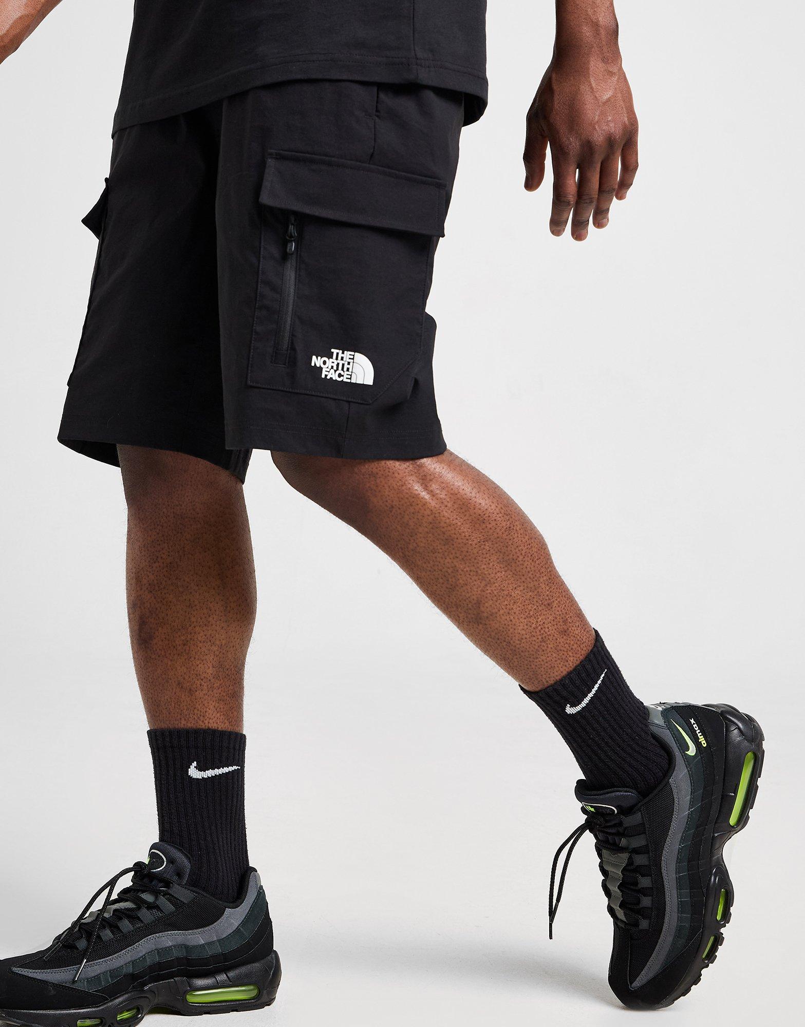 Чоловічі шорти THE NORTH FACE ШОРТИ TRISHUL CRG SHT BLK NF0A8CCMJK31 Чорний