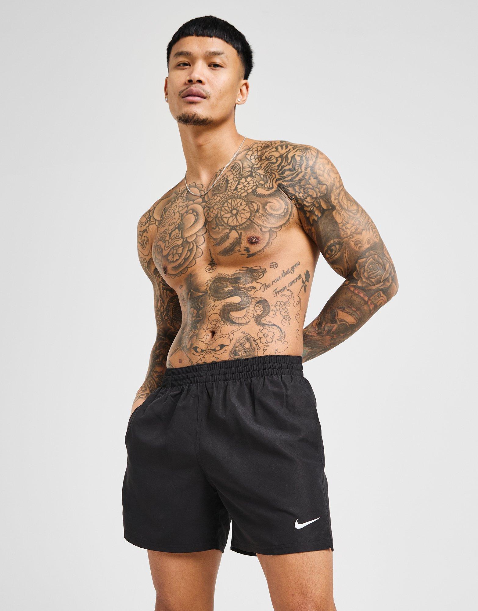 Férfi rövidnadrág NIKE SWIM RÖVIDNADRÁG NIKE ESSENTIAL 5" NESSF560-001 Fekete