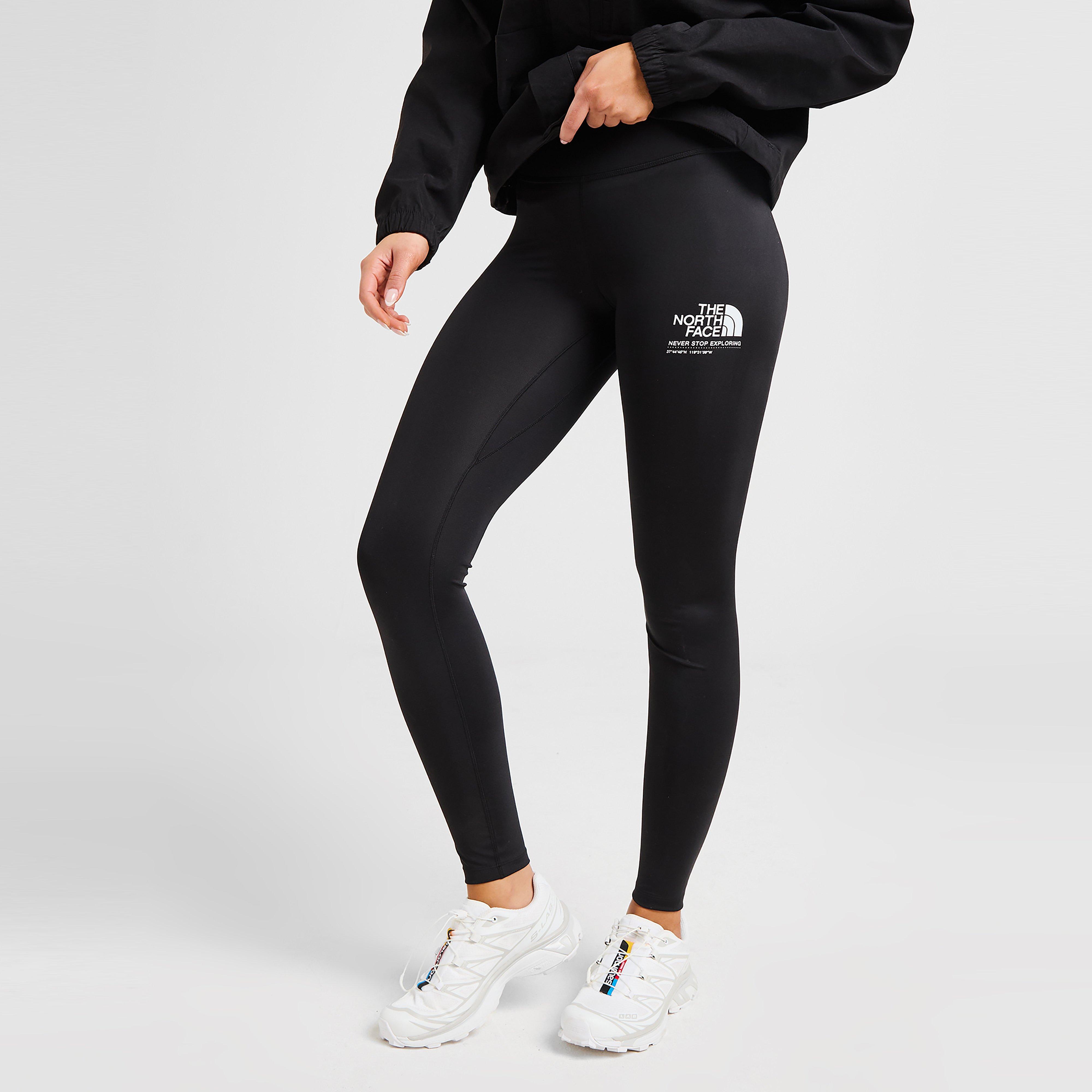 Női leggings THE NORTH FACE LEGGINGS TECH GRPH TIGHT BLK/WH