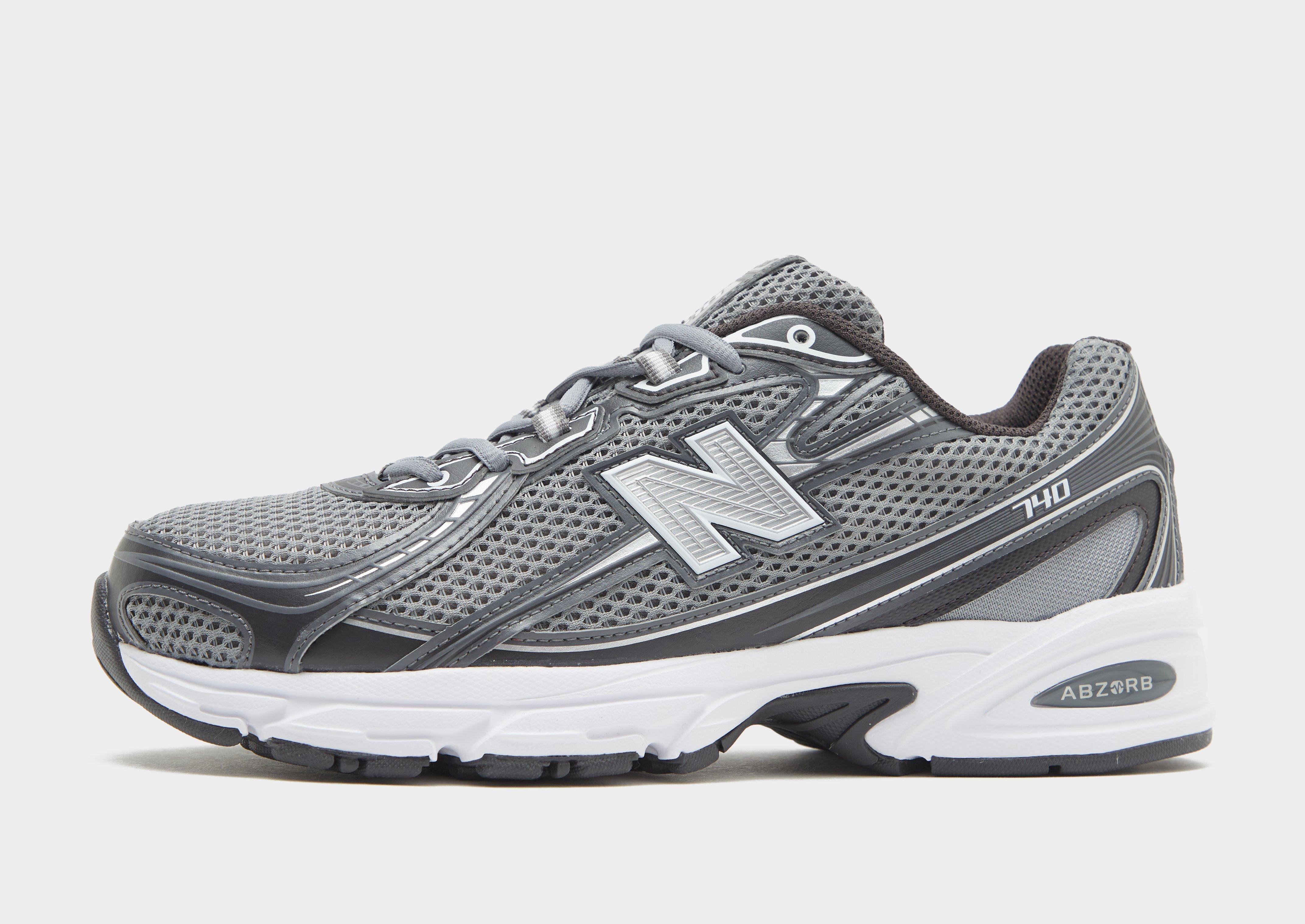 New Balance 740 V2
