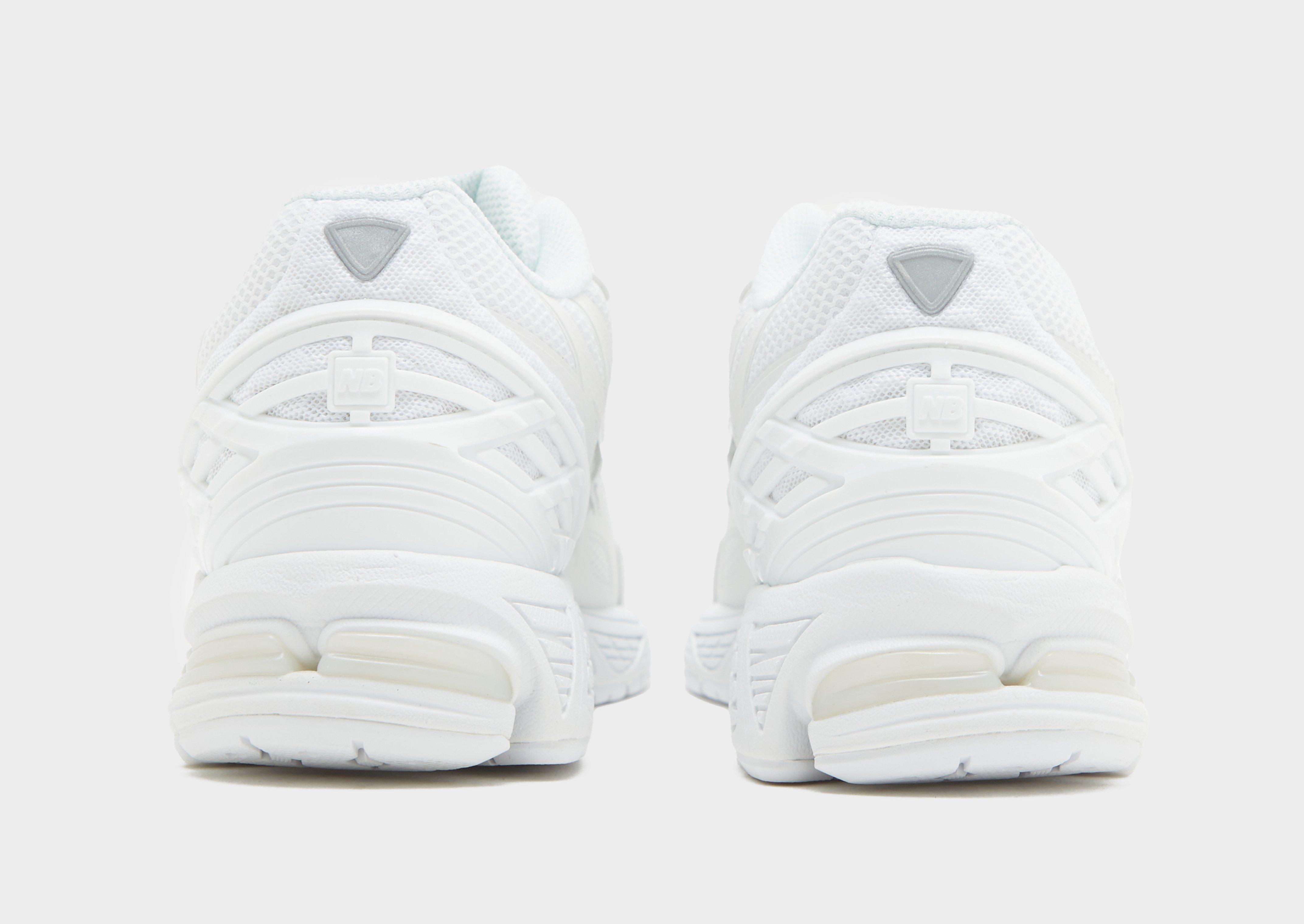 Adidași pentru bărbați NEW BALANCE 1906R V1 U1906WFC Alb