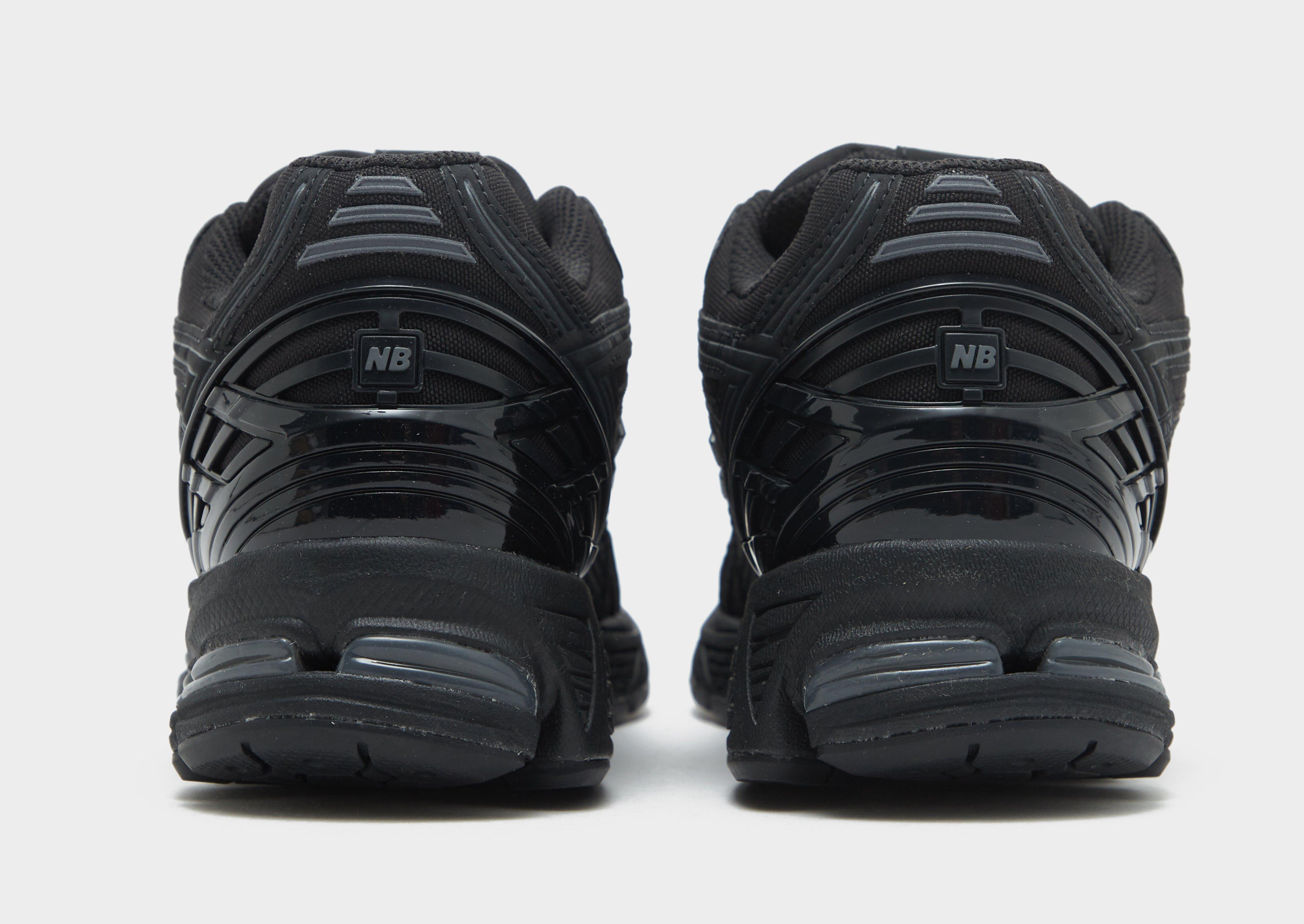 Férfi sneakers NEW BALANCE 1906R V1 U1906 RJB Fekete