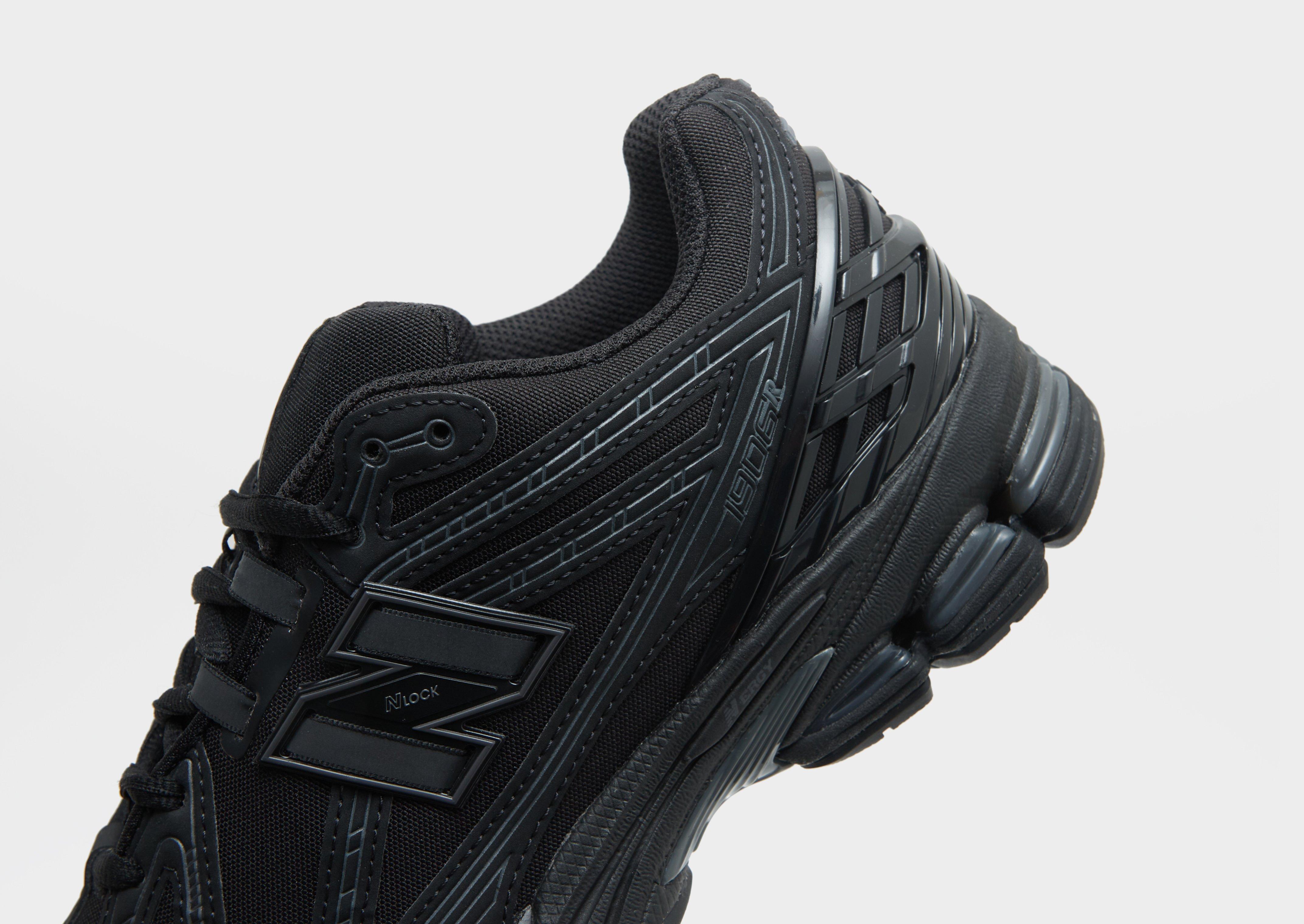 Férfi sneakers NEW BALANCE 1906R V1 U1906 RJB Fekete