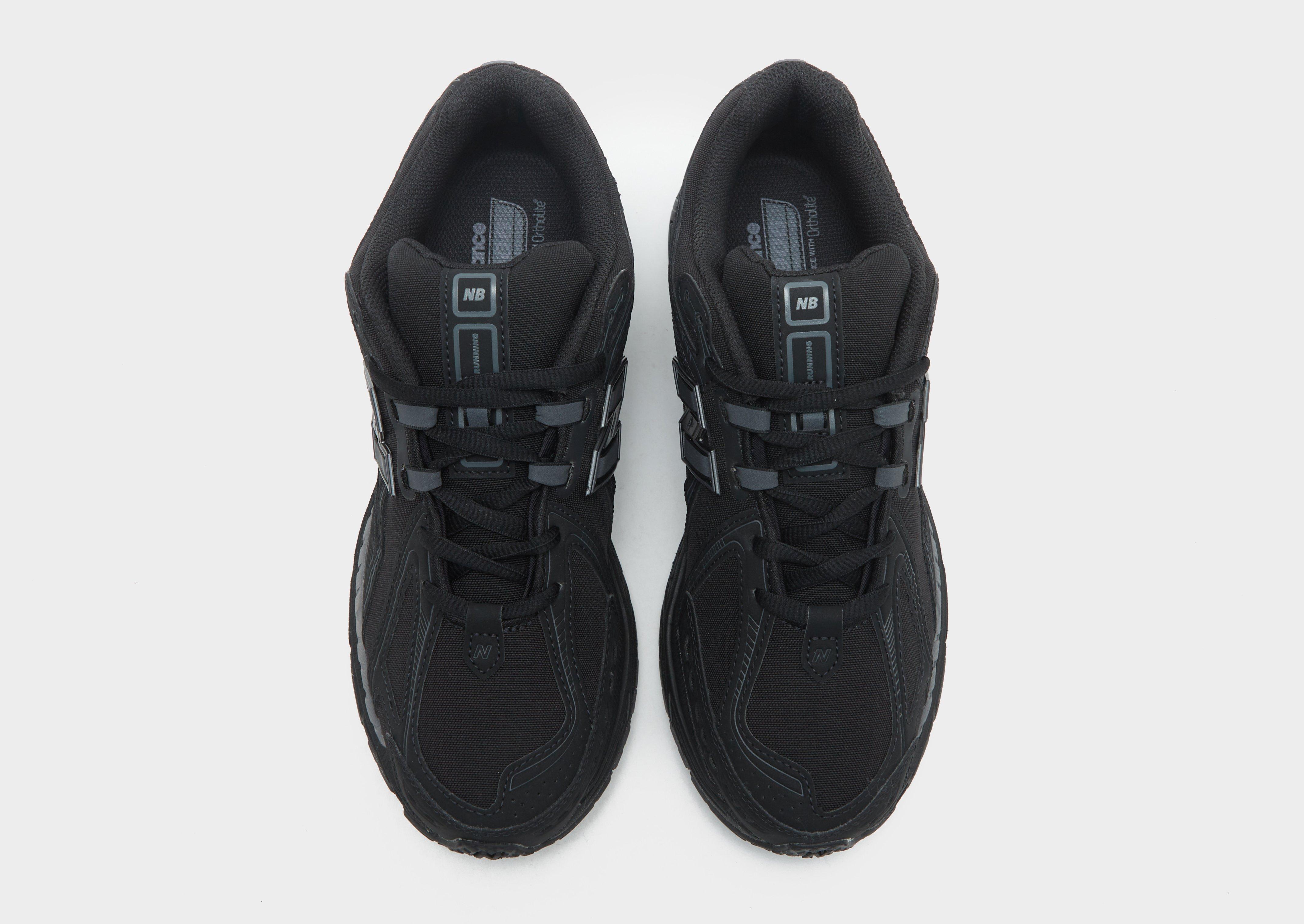 Férfi sneakers NEW BALANCE 1906R V1 U1906 RJB Fekete