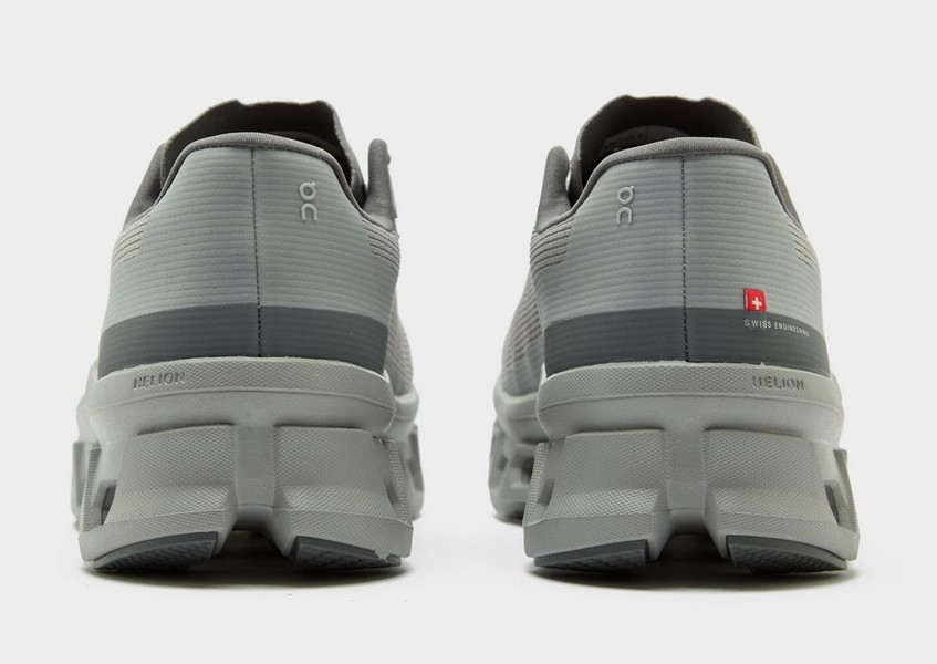 On Cloudmonster Void - obrazek 3