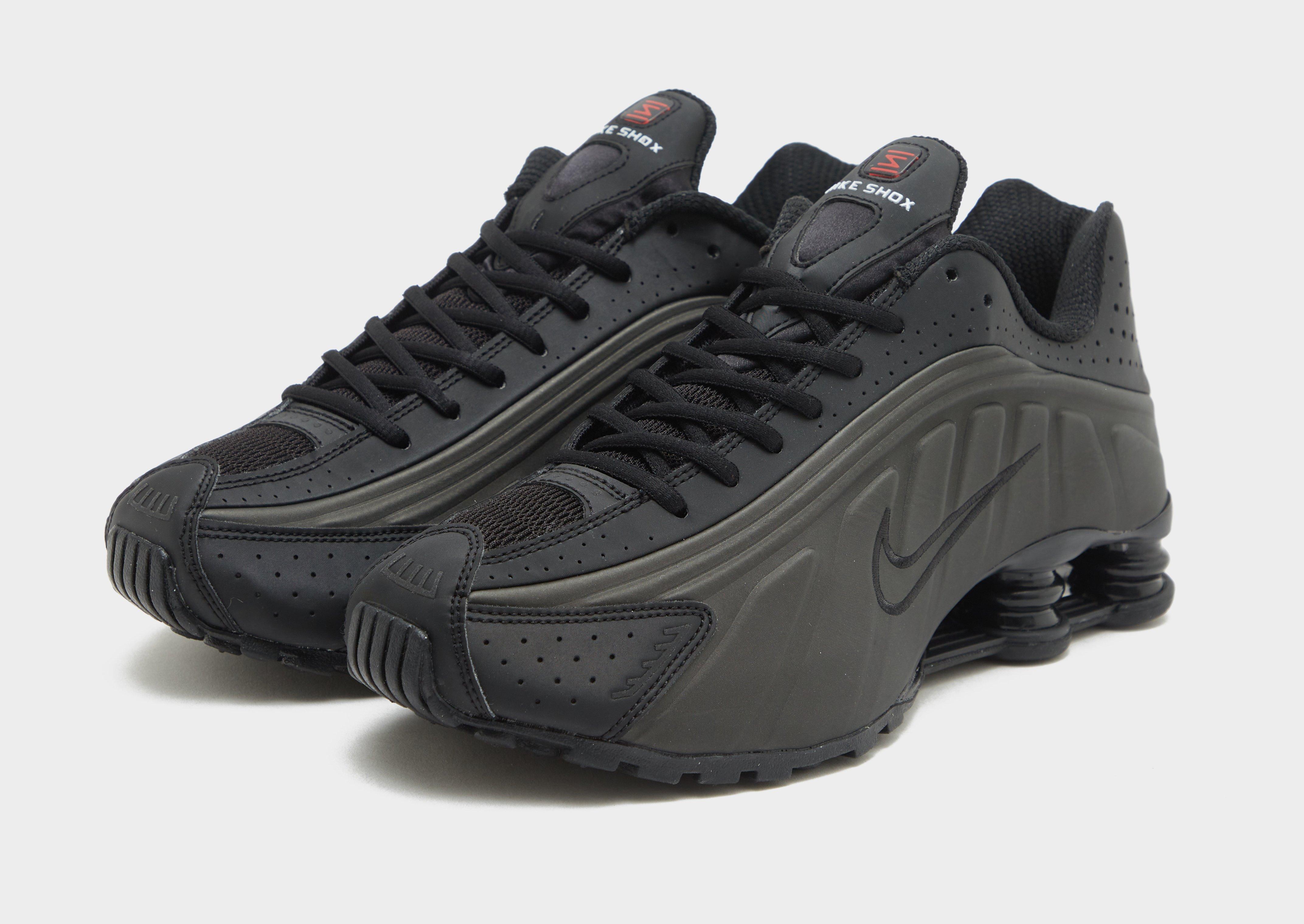 Pánske tenisky NIKE SHOX R4 HQ1988-001 Černá