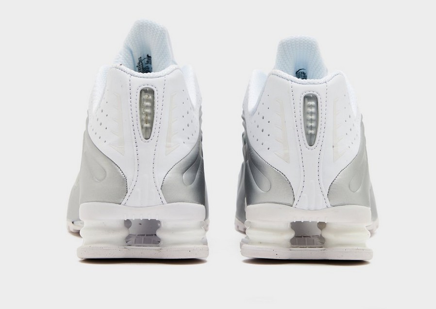 Adidași pentru bărbați NIKE SHOX R4 HQ1988-101 Alb